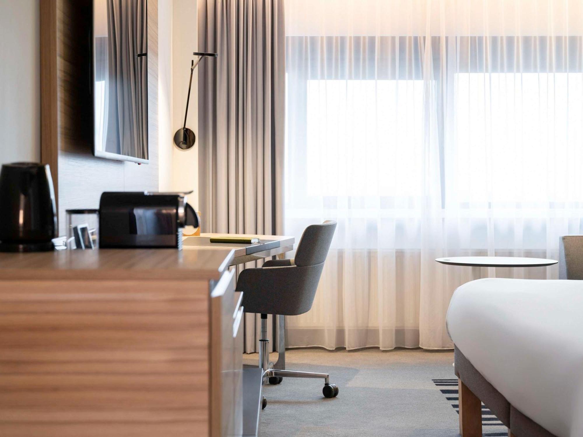 Novotel Hotel 4*