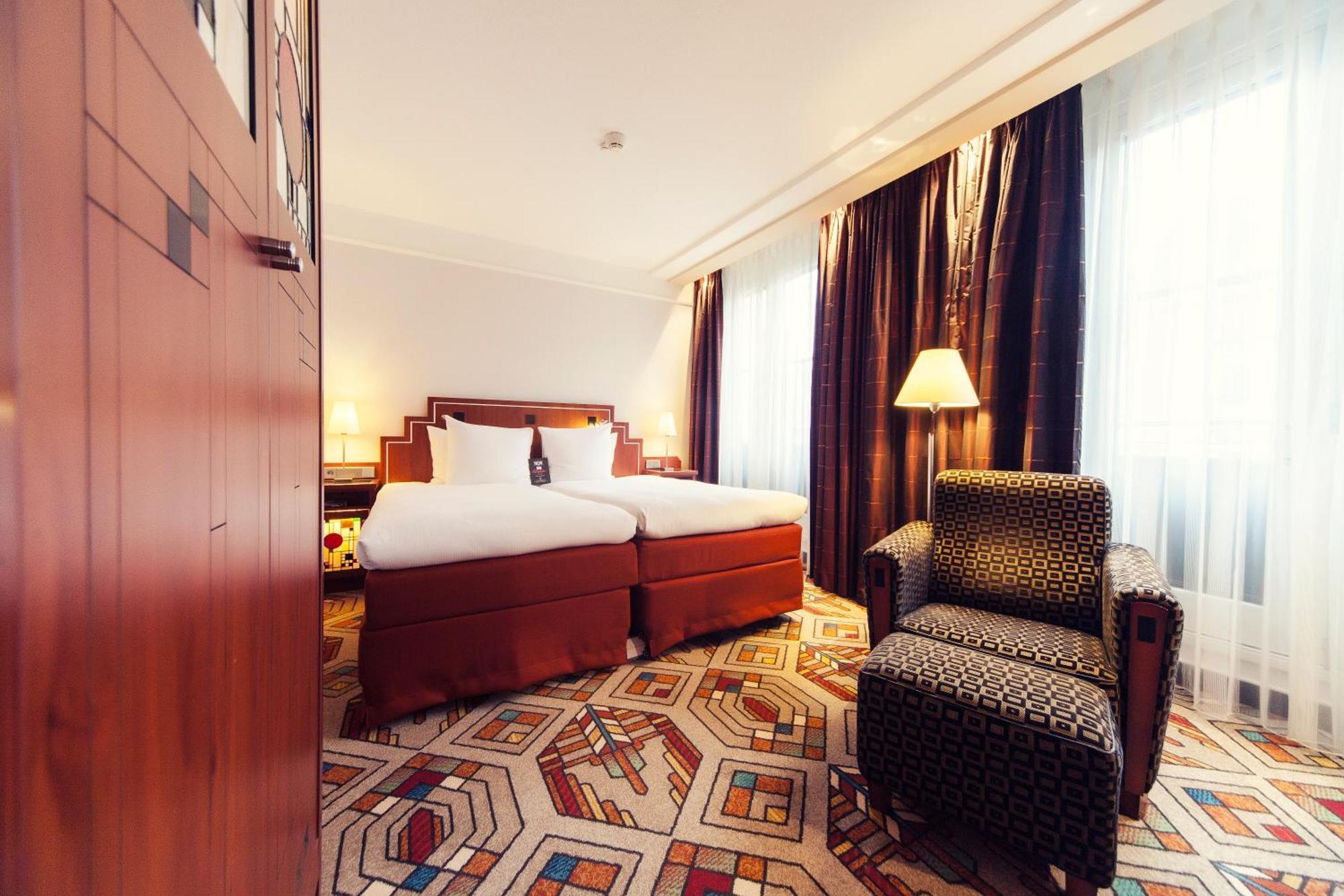 Banks Mansion Hotel