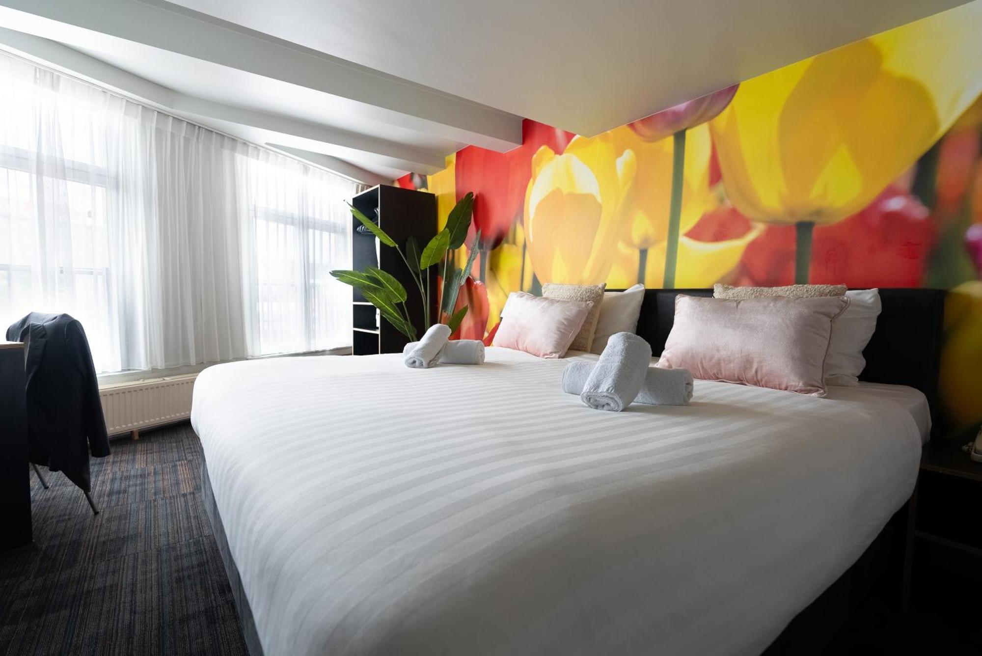 Hotel Multatuli 3*