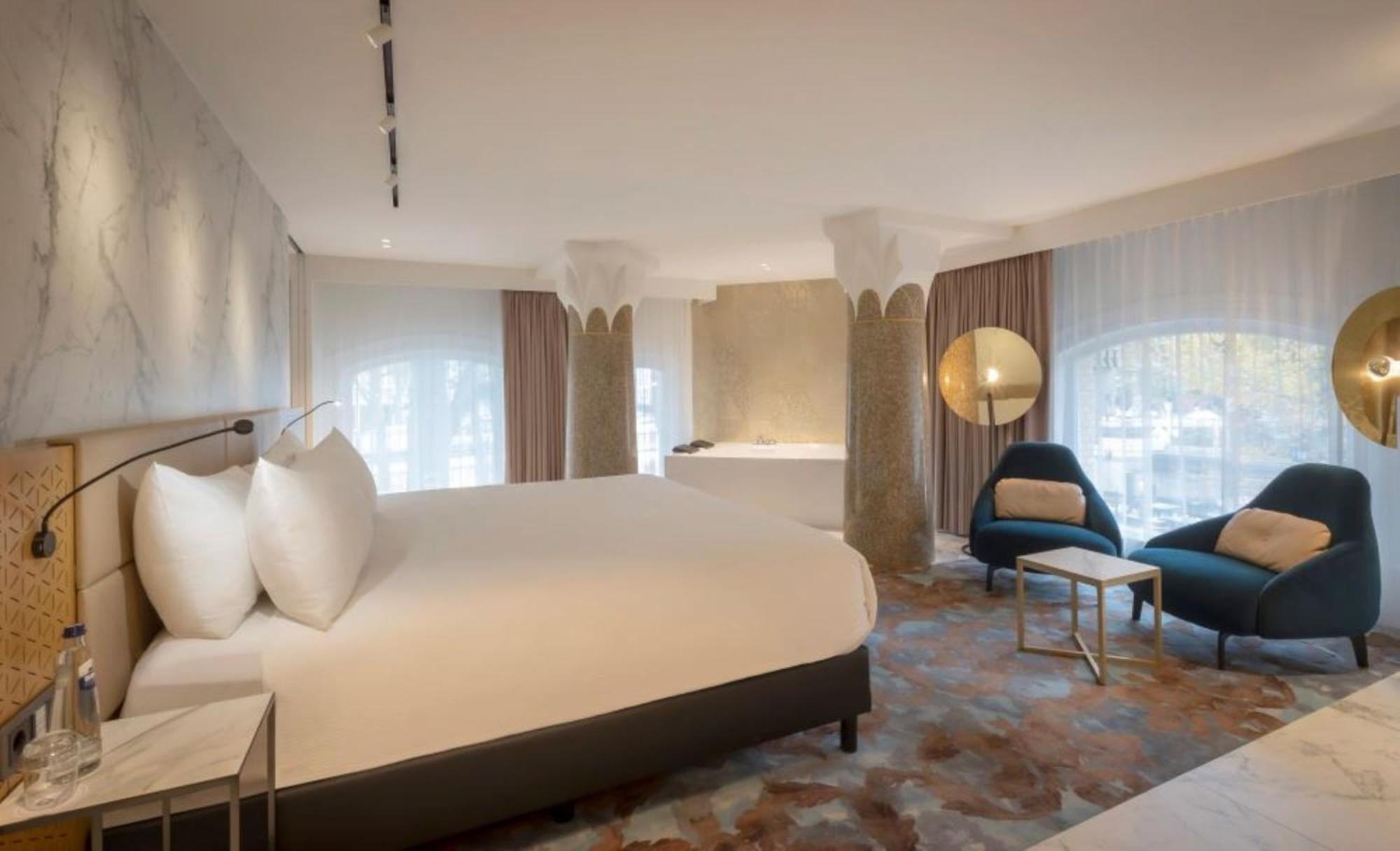Hard Rock American 4*