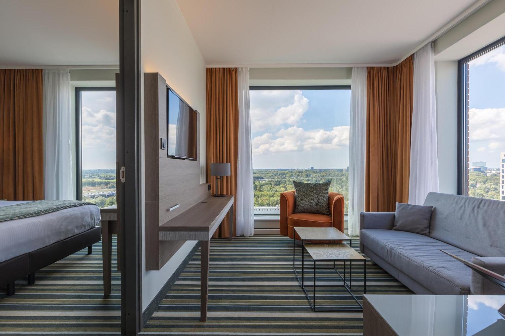 Leonardo Royal Hotel 4*