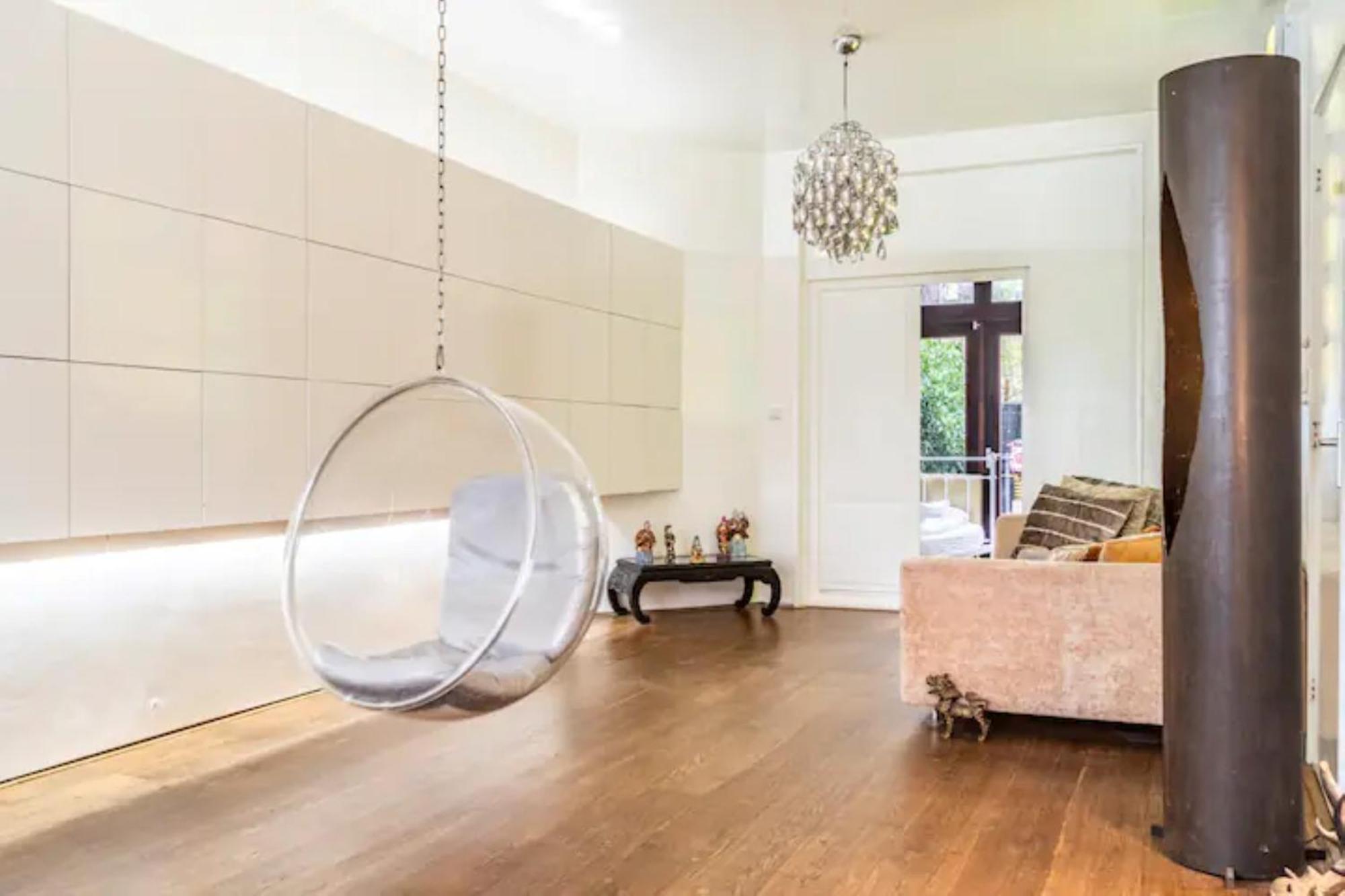 Beautiful With Asian Style Bedroom Near Rai & Center *