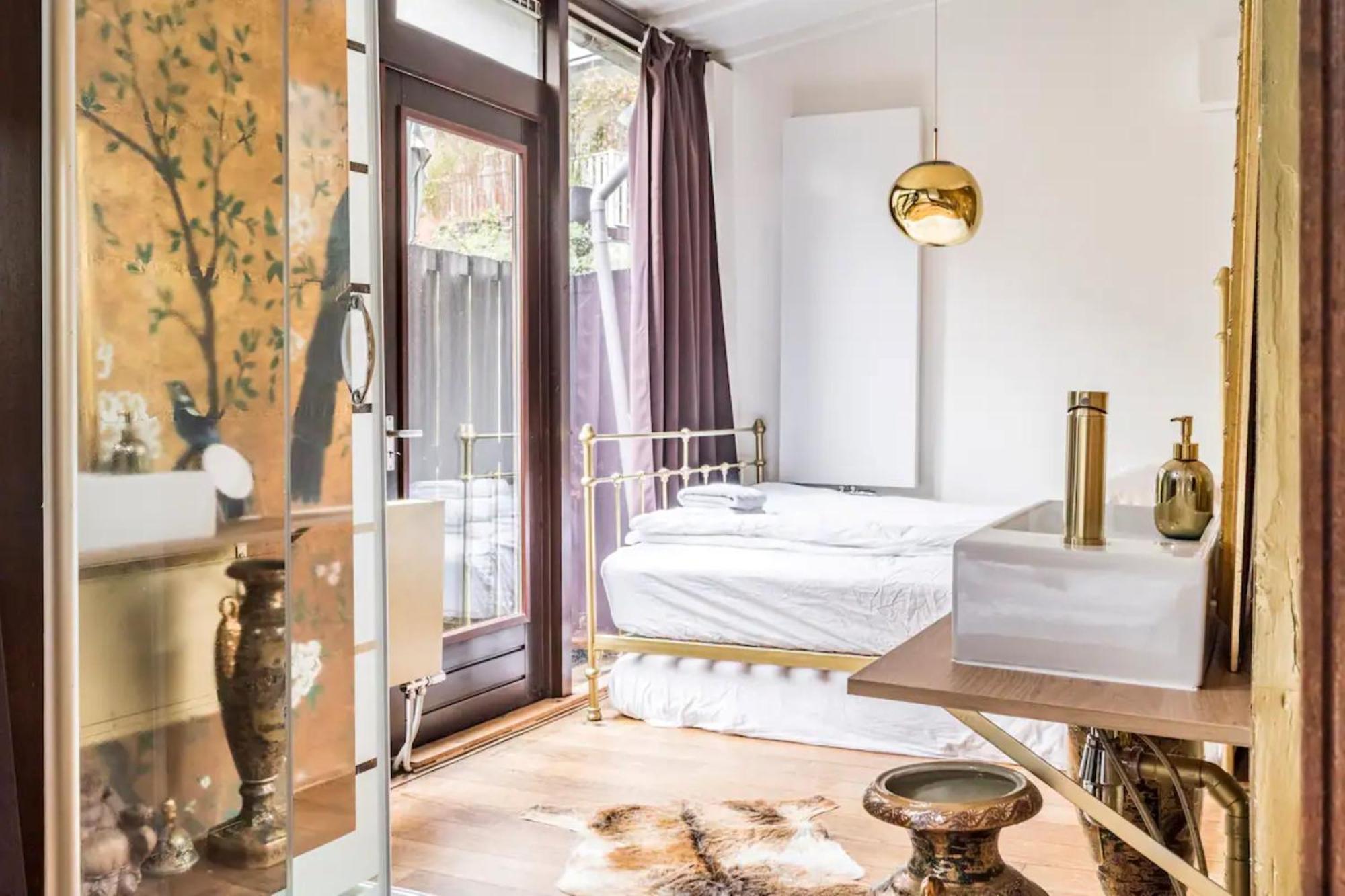 Beautiful With Asian Style Bedroom Near Rai & Center Bed & Breakfast *