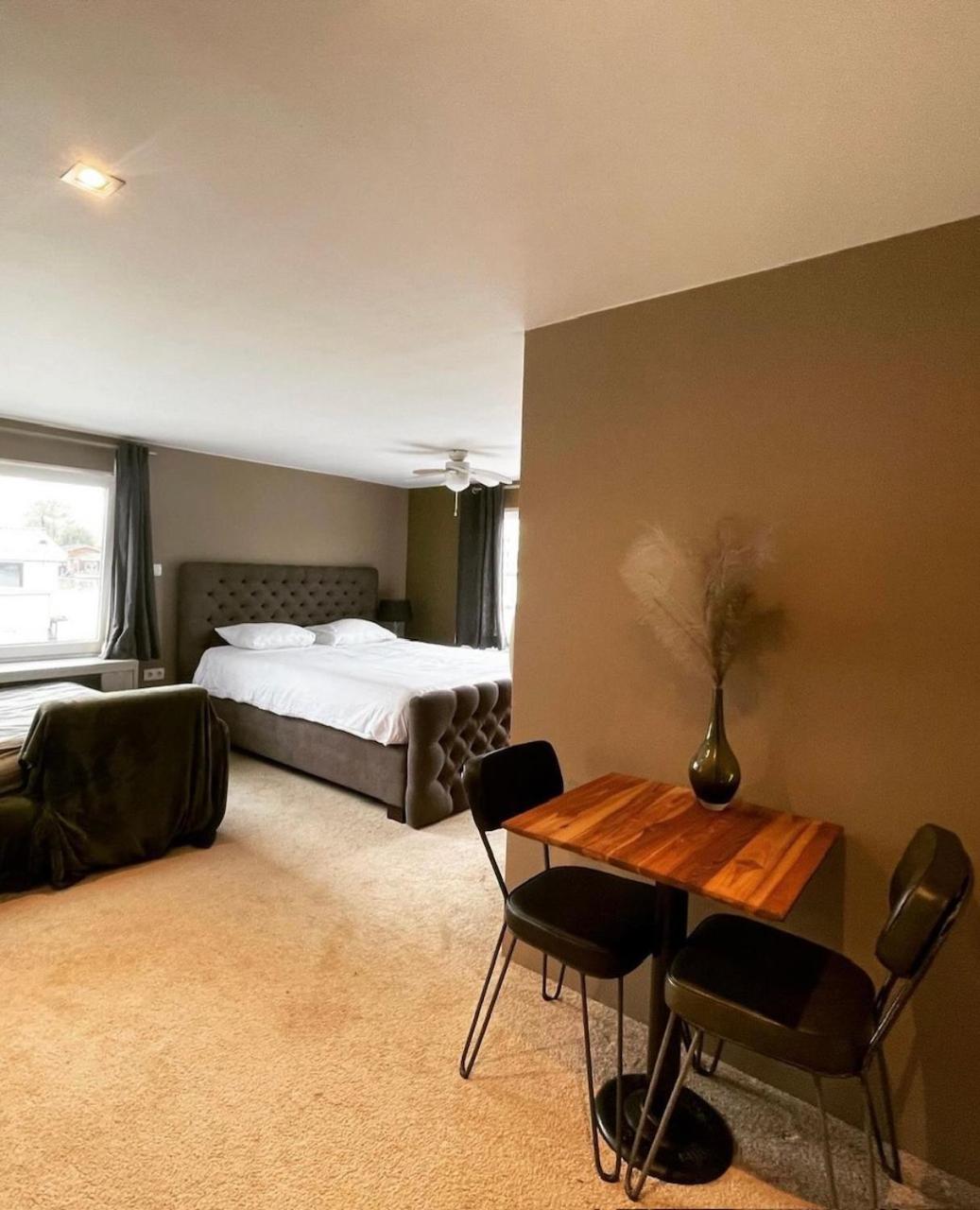 Amster Houseboat Bed Without Breakfast Ámsterdam