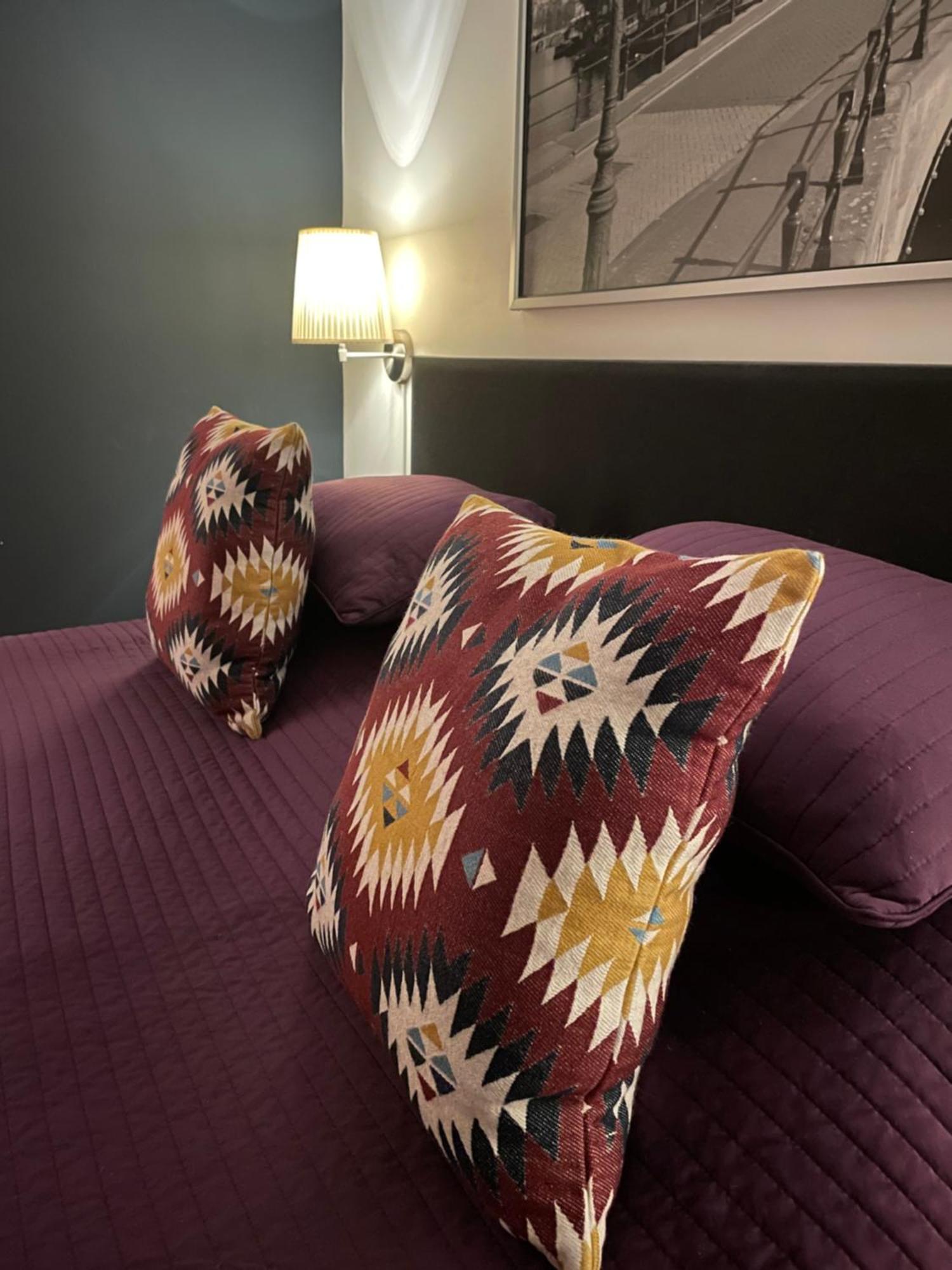 Pensión Artist House 3*
