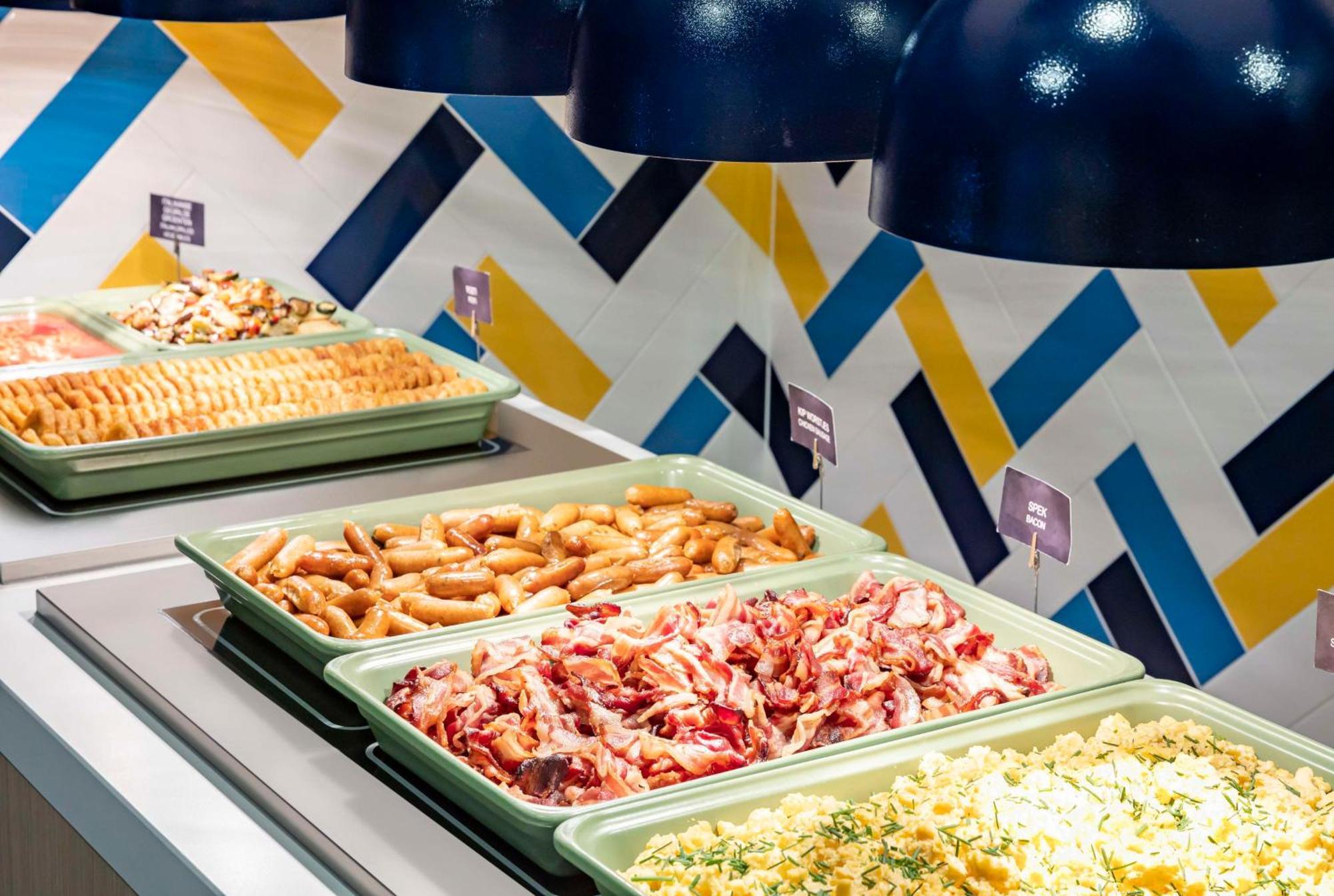 Hampton By Hilton / Arena Boulevard 3* Amsterdam