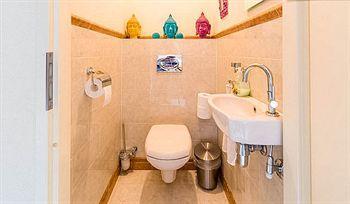 Kerkstraat Experience Hotel 4*