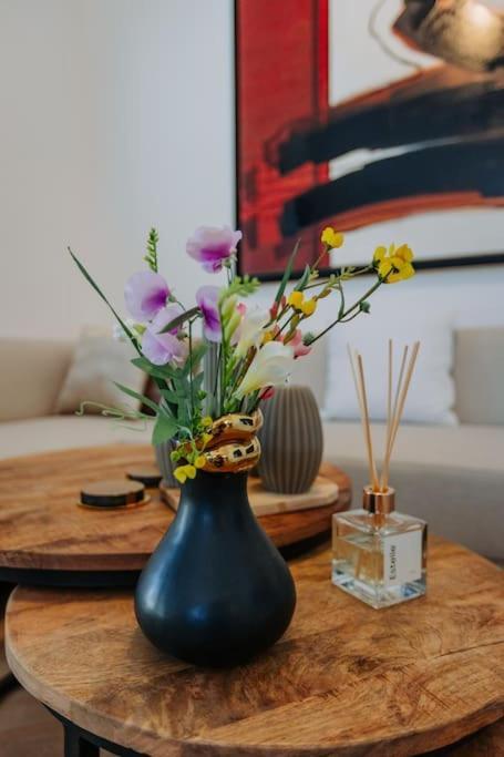 Brand New Bright & Luxurious In Amsterdam! Villa