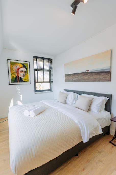 Brand New Bright & Luxurious In Amsterdam! Villa *
