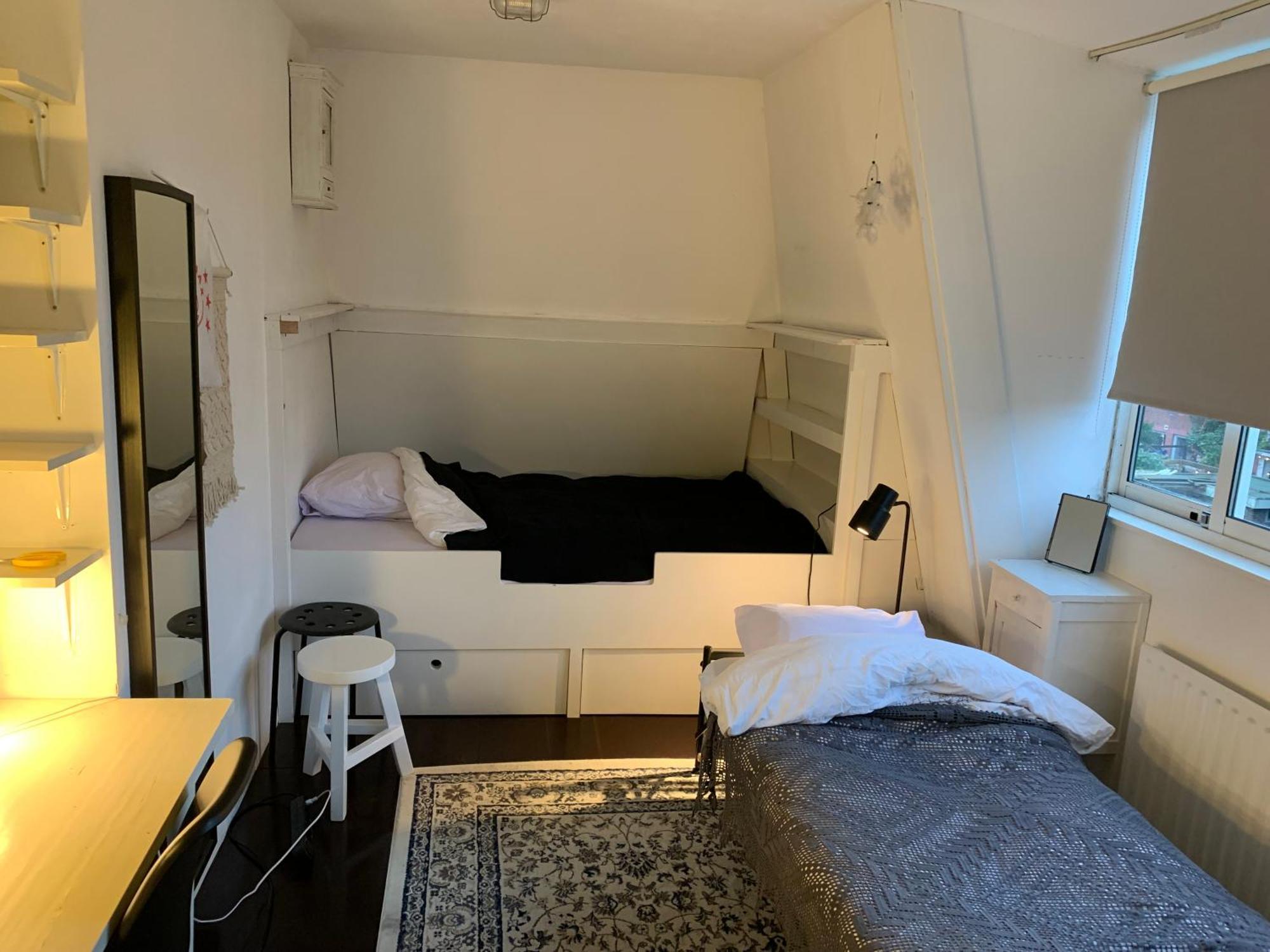 Your Own Floor In Authentic Picturesque Dikehouse Appartement Amsterdam