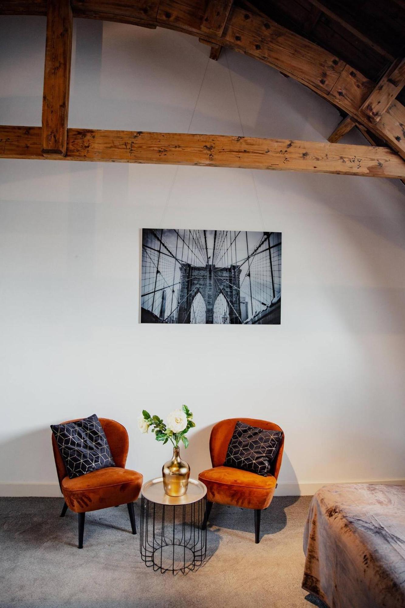 Frühstückspension Kerkstraat 2*