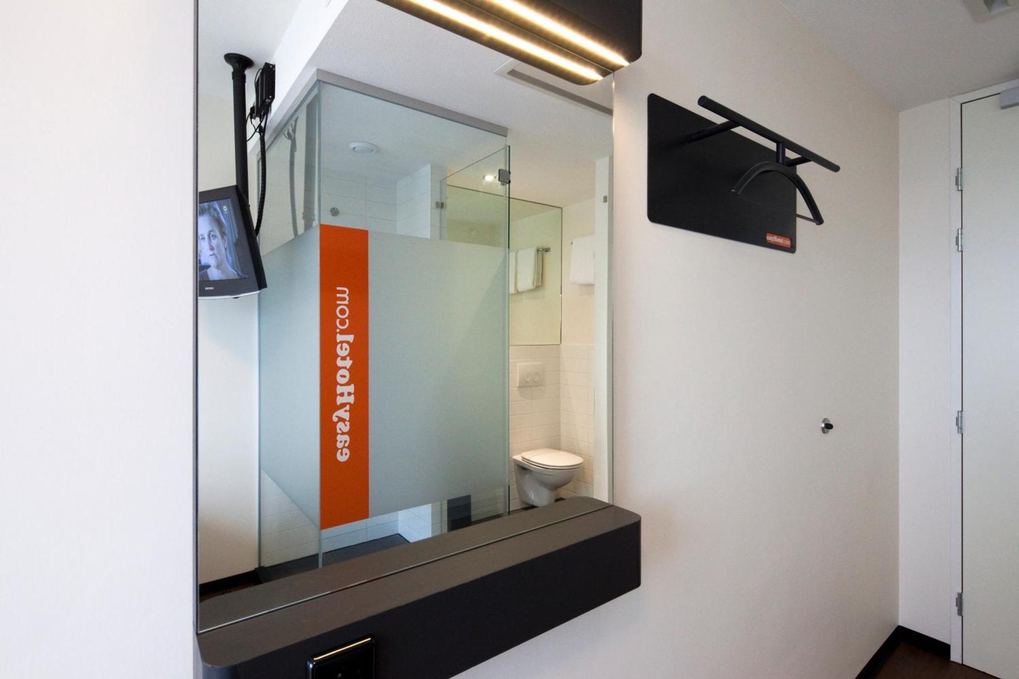 Hotel Easyhotel Centre South 2*