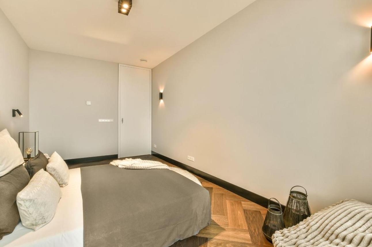 Urban Chic 4-bedroom In