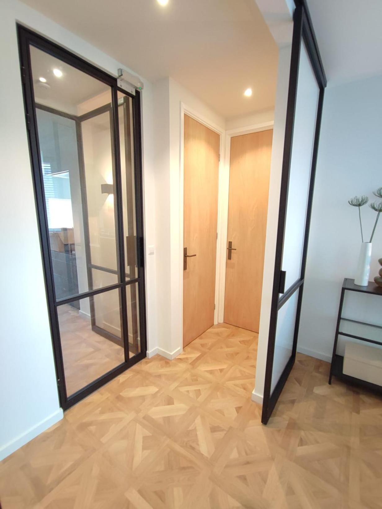 Homestay Luxury With Private Bathroom On Great Location.