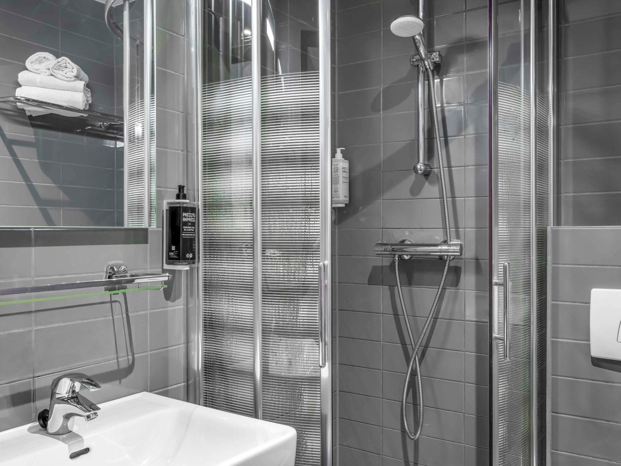 Hotel Ibis Styles Amstel 3*
