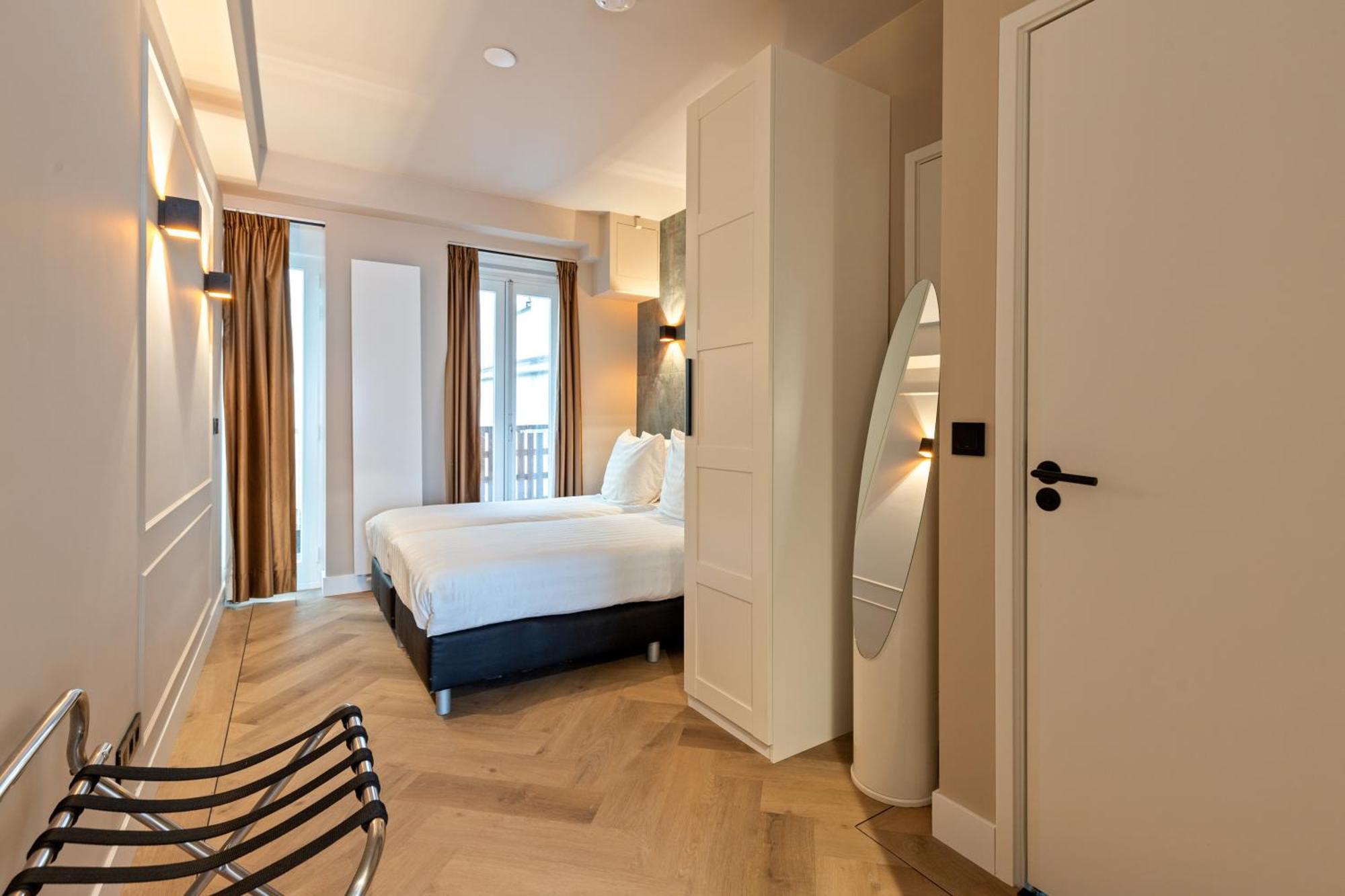Midtown Twin Appart hôtel 3*