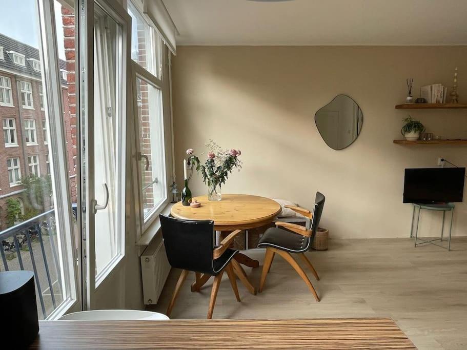 Appartement Charming And Cozy Apartment! *
