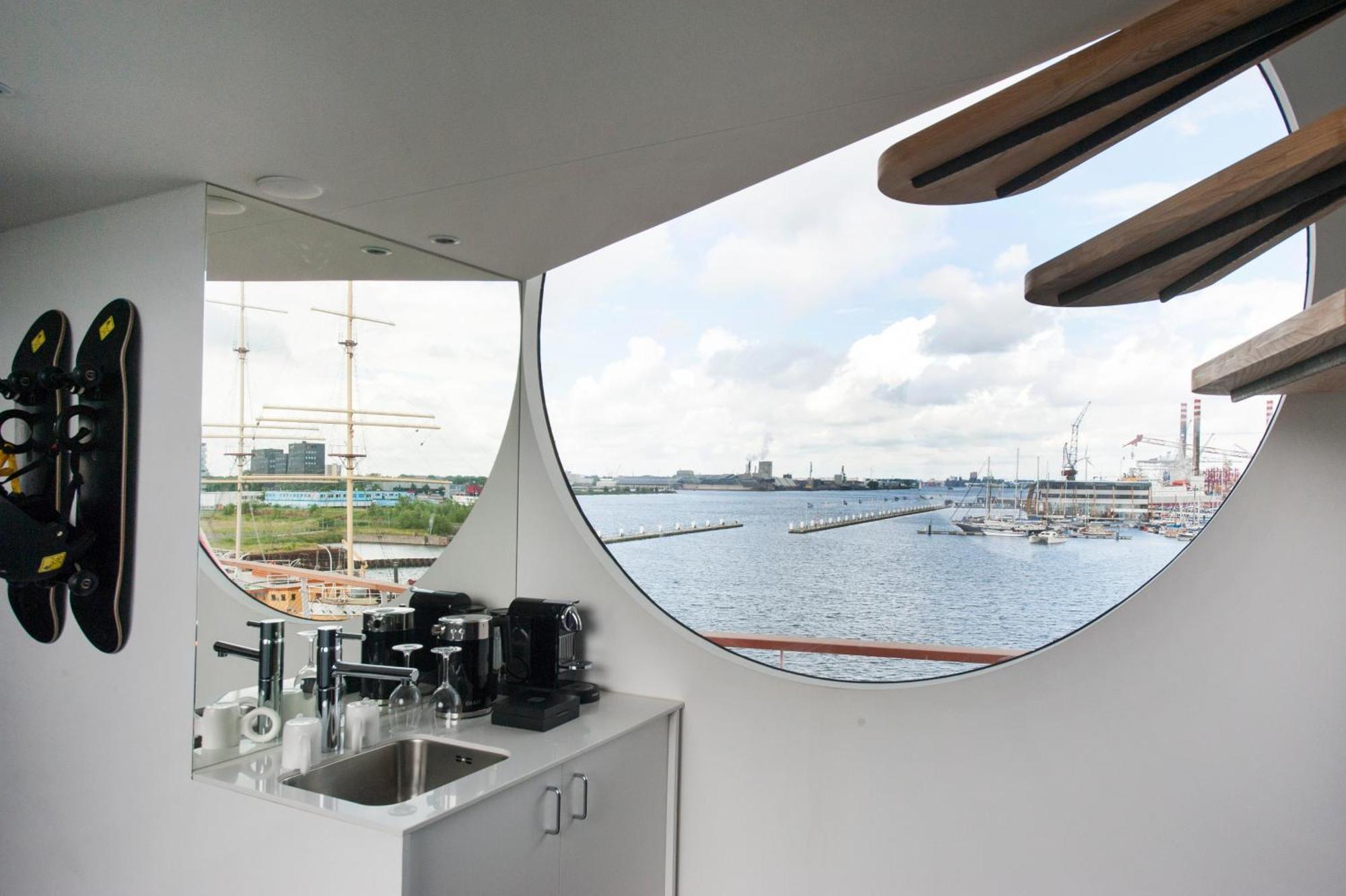 Botel