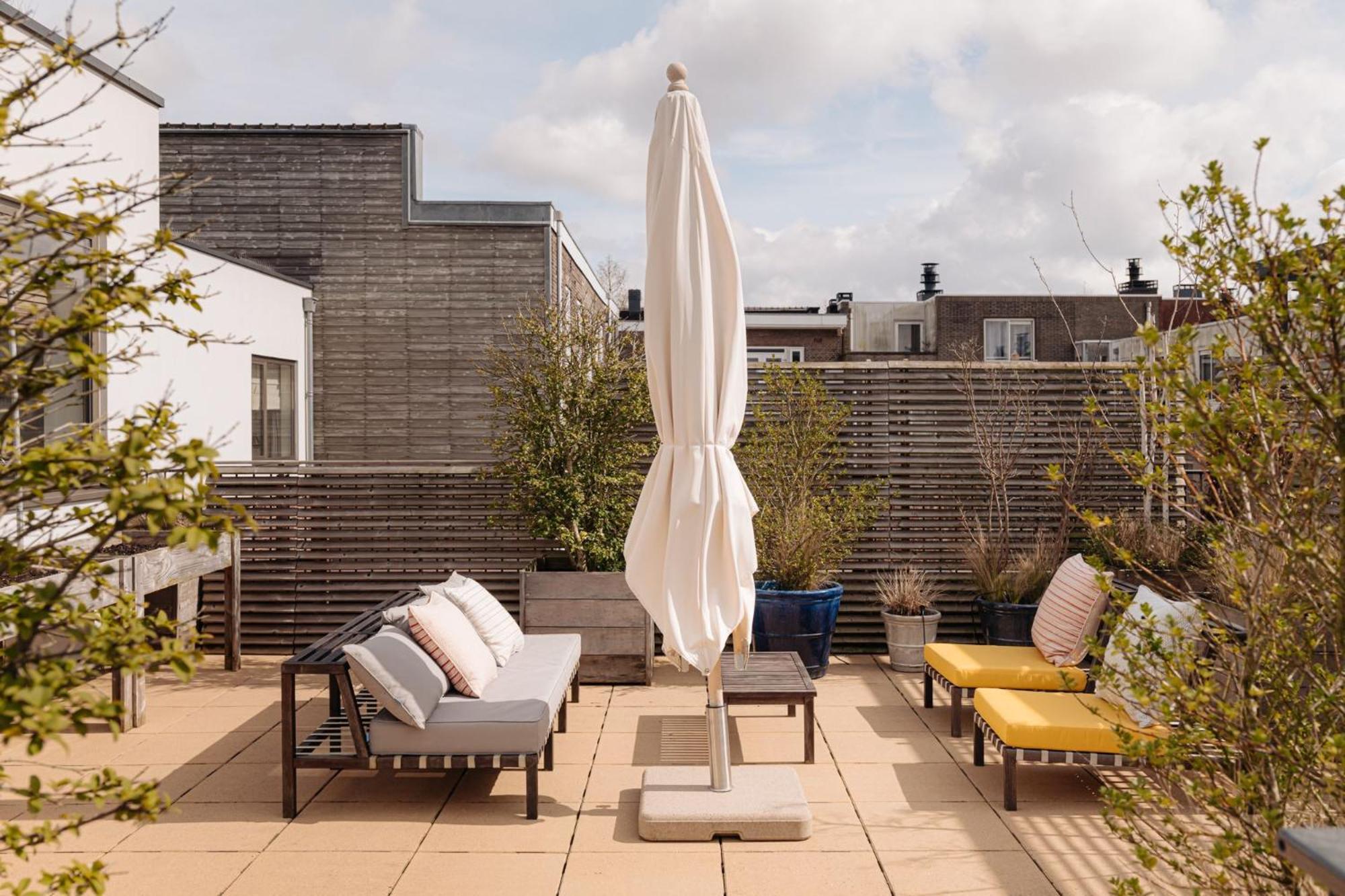 The Mannequin Residence- What'app - #0049-1551-0648-086 For Bookings! Appartement