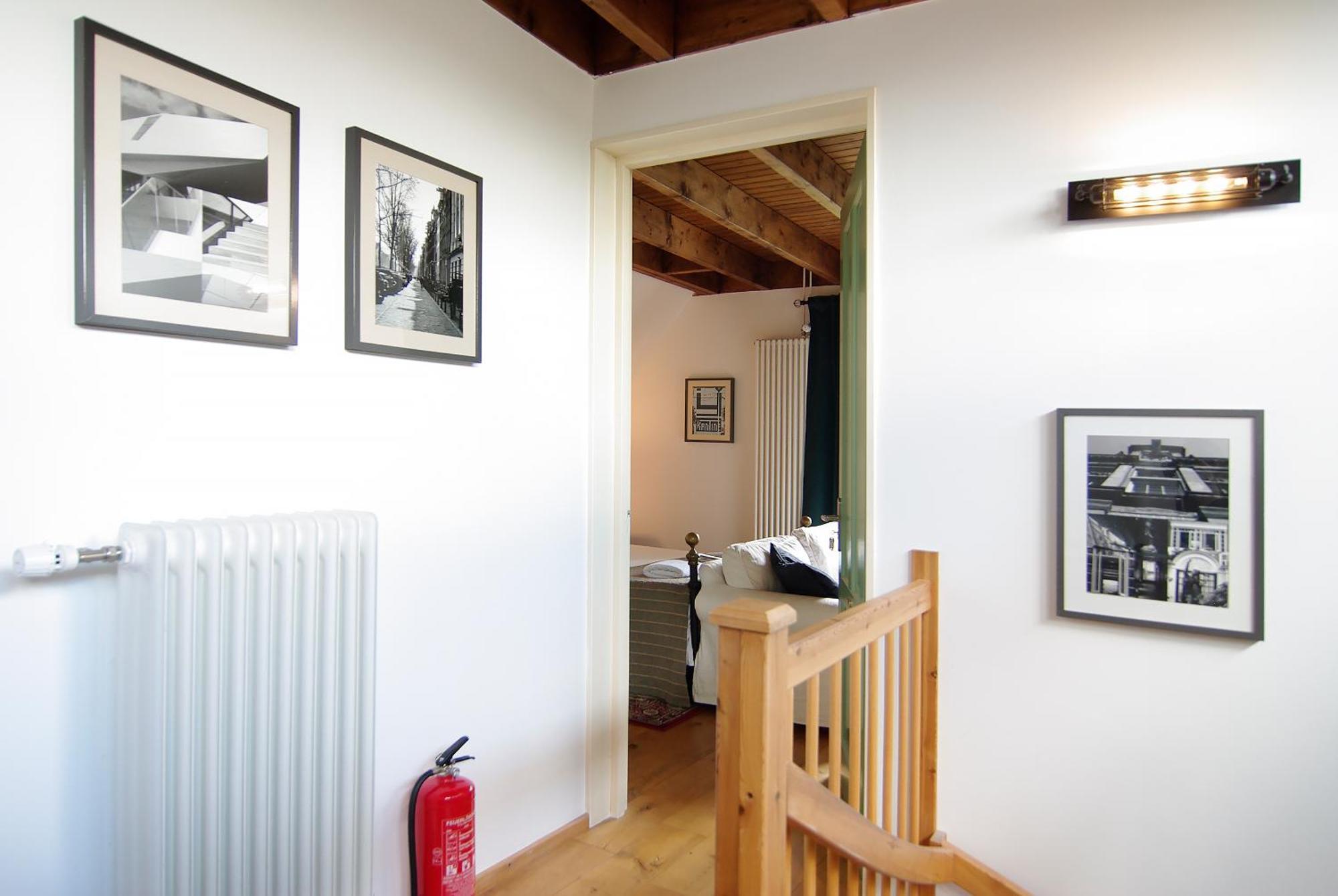 Privat bolig Tranquil Wooden House With Free Parking Amsterdam