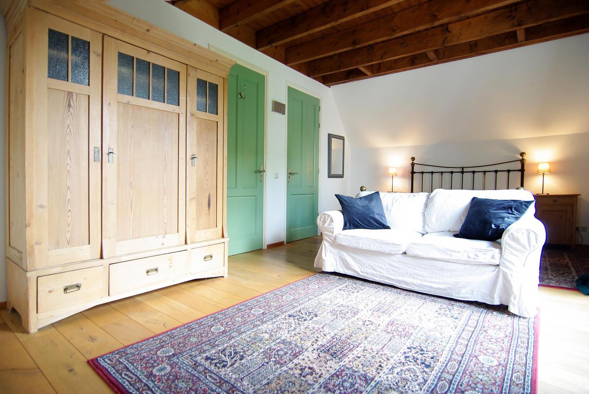 Tranquil Wooden House With Free Parking Privat bolig Amsterdam