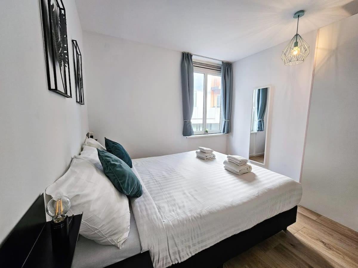 North Spacious For 6 Guests *