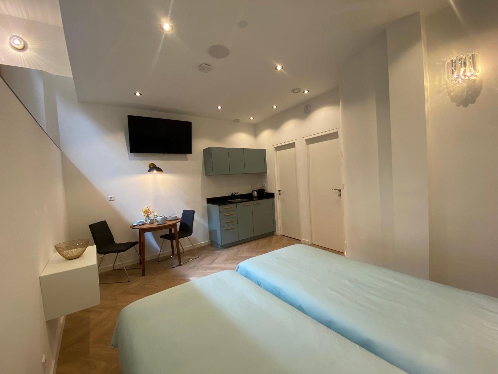 Goodnight Lovely In Centre-private-quiet-luxurious *