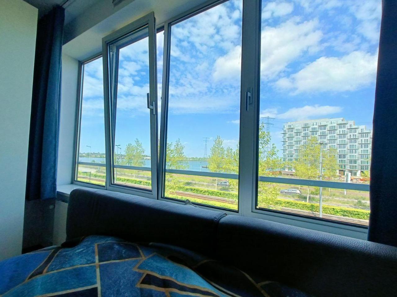 Spacious 12 Min To Center By Tram Appartement Amsterdam
