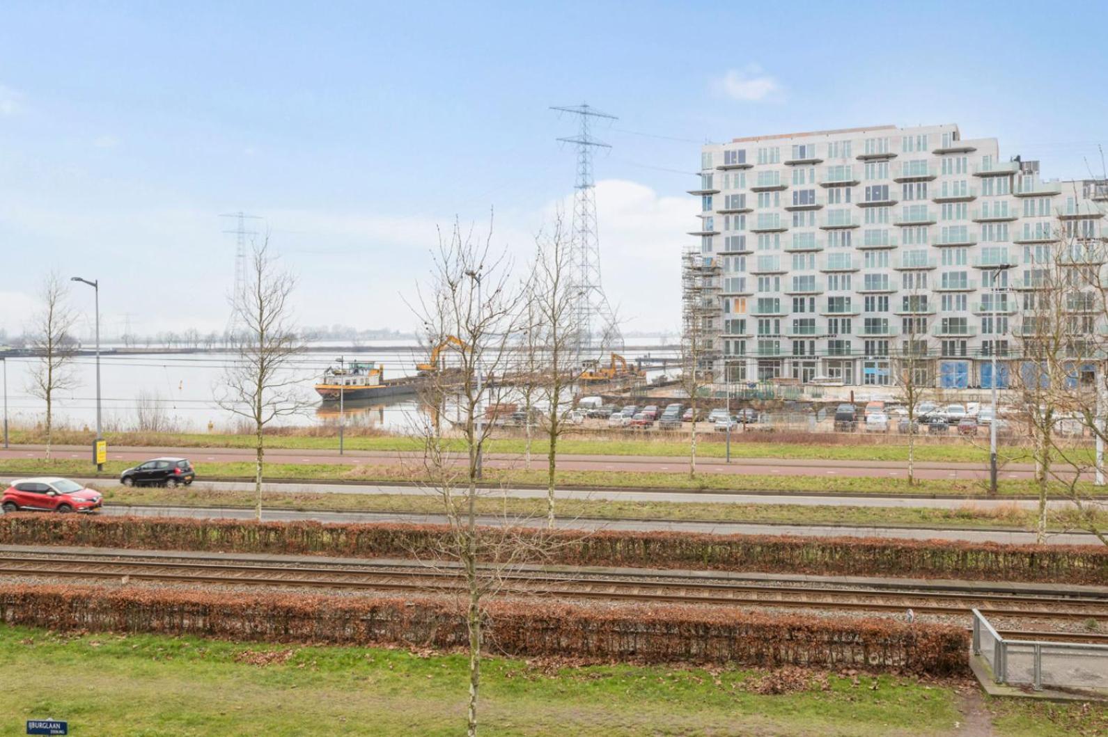 Spacious 12 Min To Center By Tram * Amsterdam