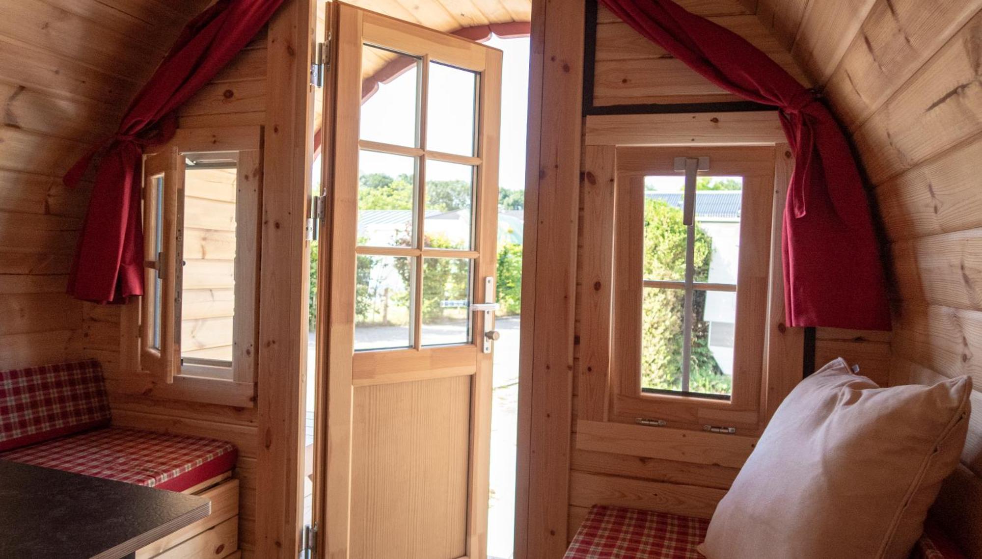 Camping Zeeburg 3*