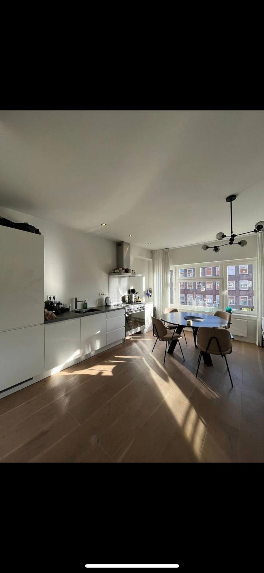 Fully Renovated Two Bedroom In The Centre Of