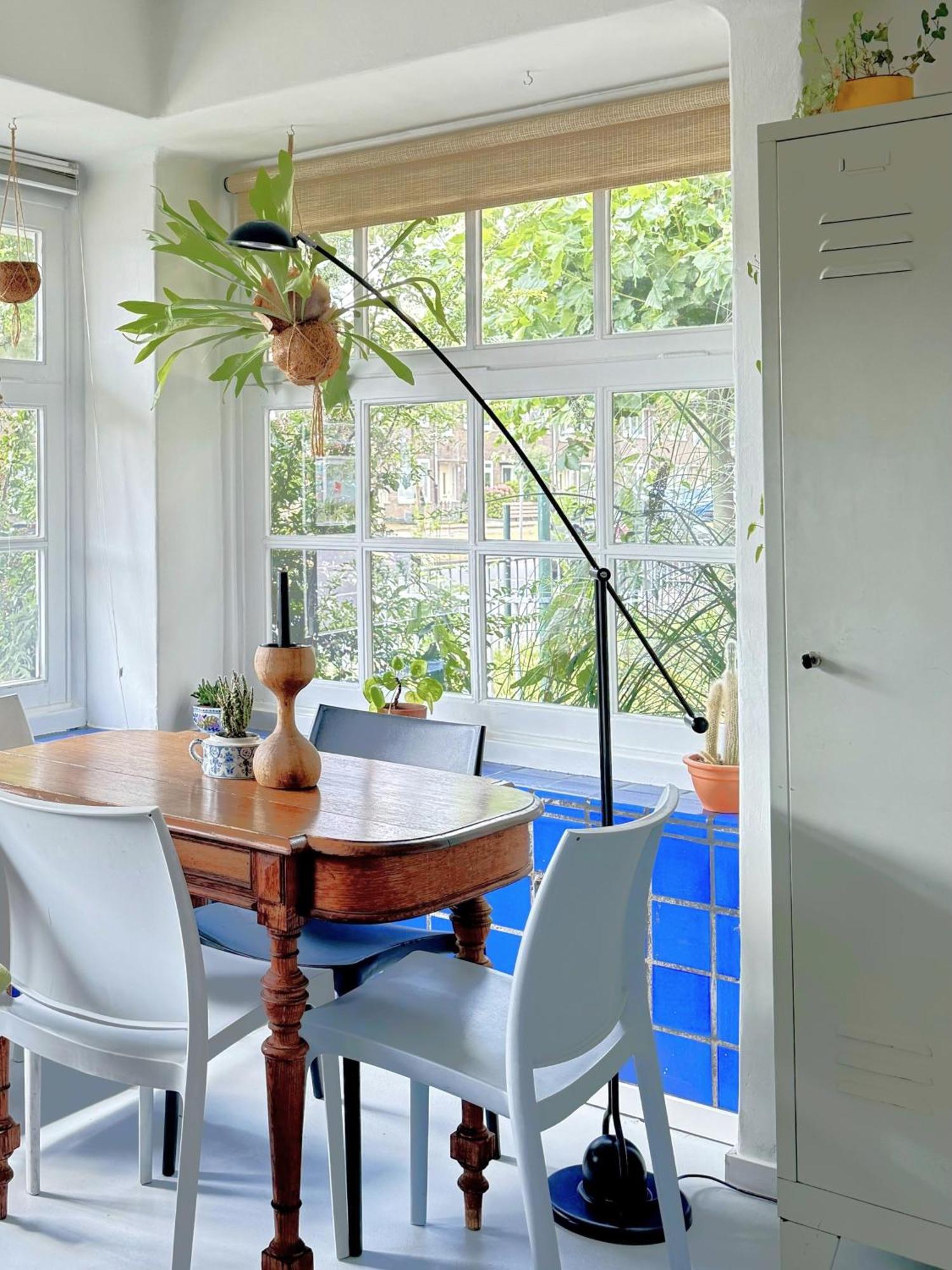 In Former Bathhouse. Free Parking Appartement *
