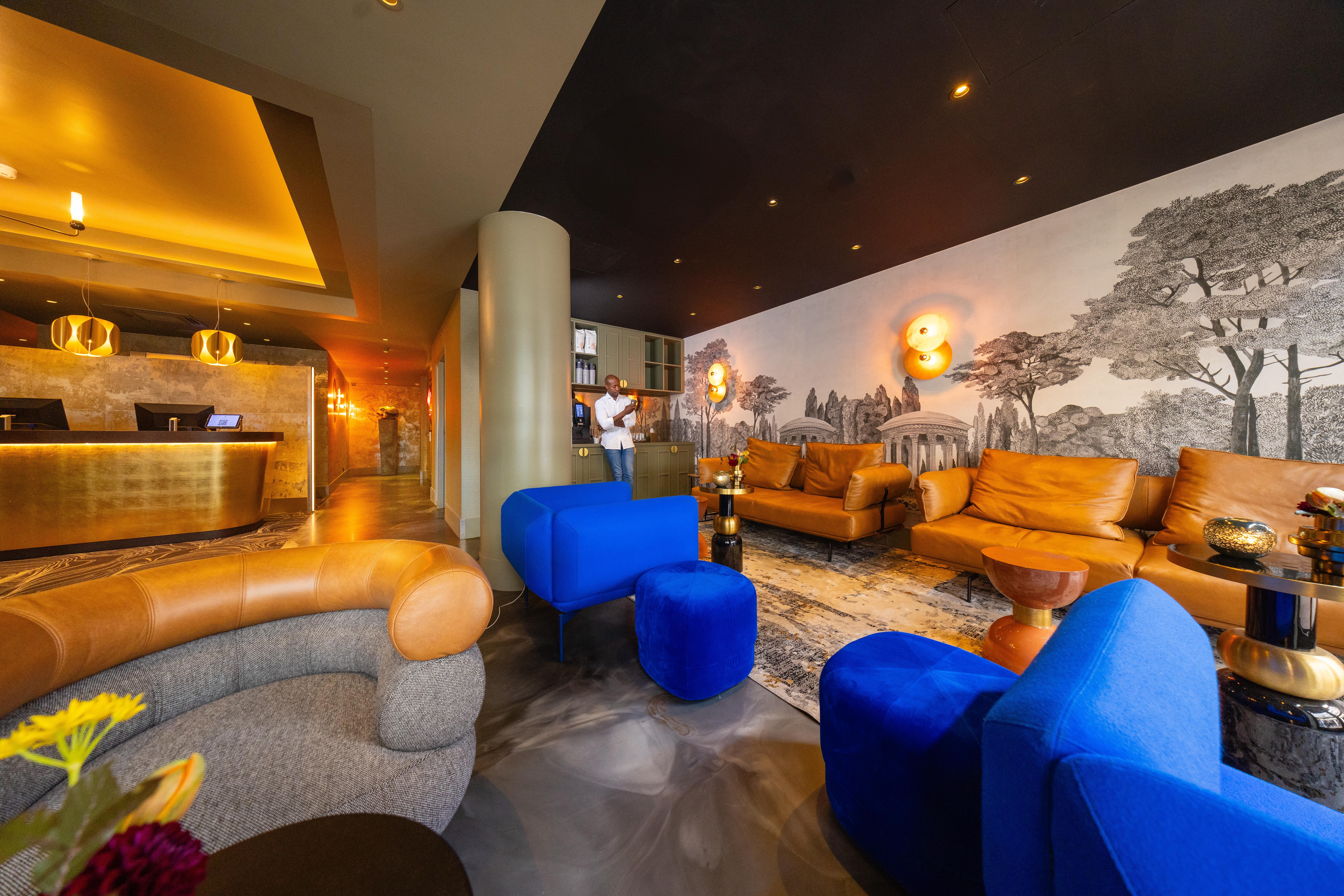 Albus Centre Hotel