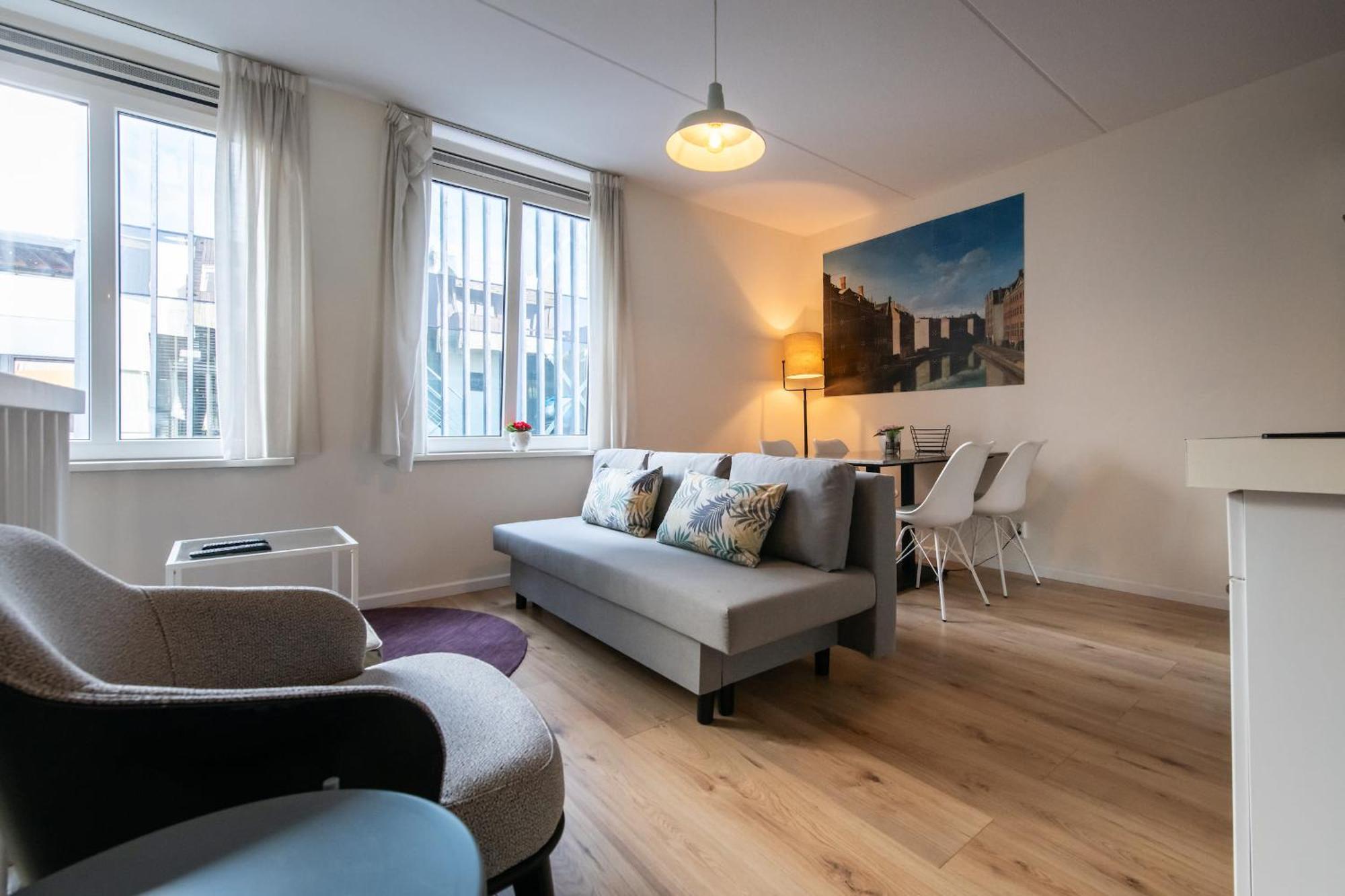 North Spacious For 6 Guests *