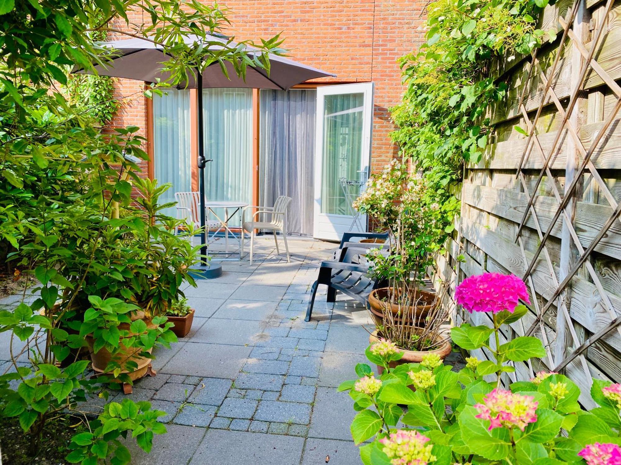 Couette-café Private With Free Car Parking 2*