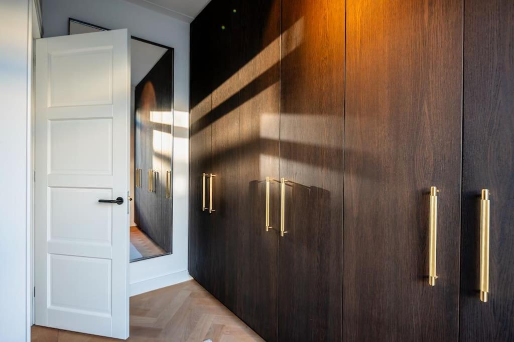 Luxurious Park 1-bed Apartment Amsterdam