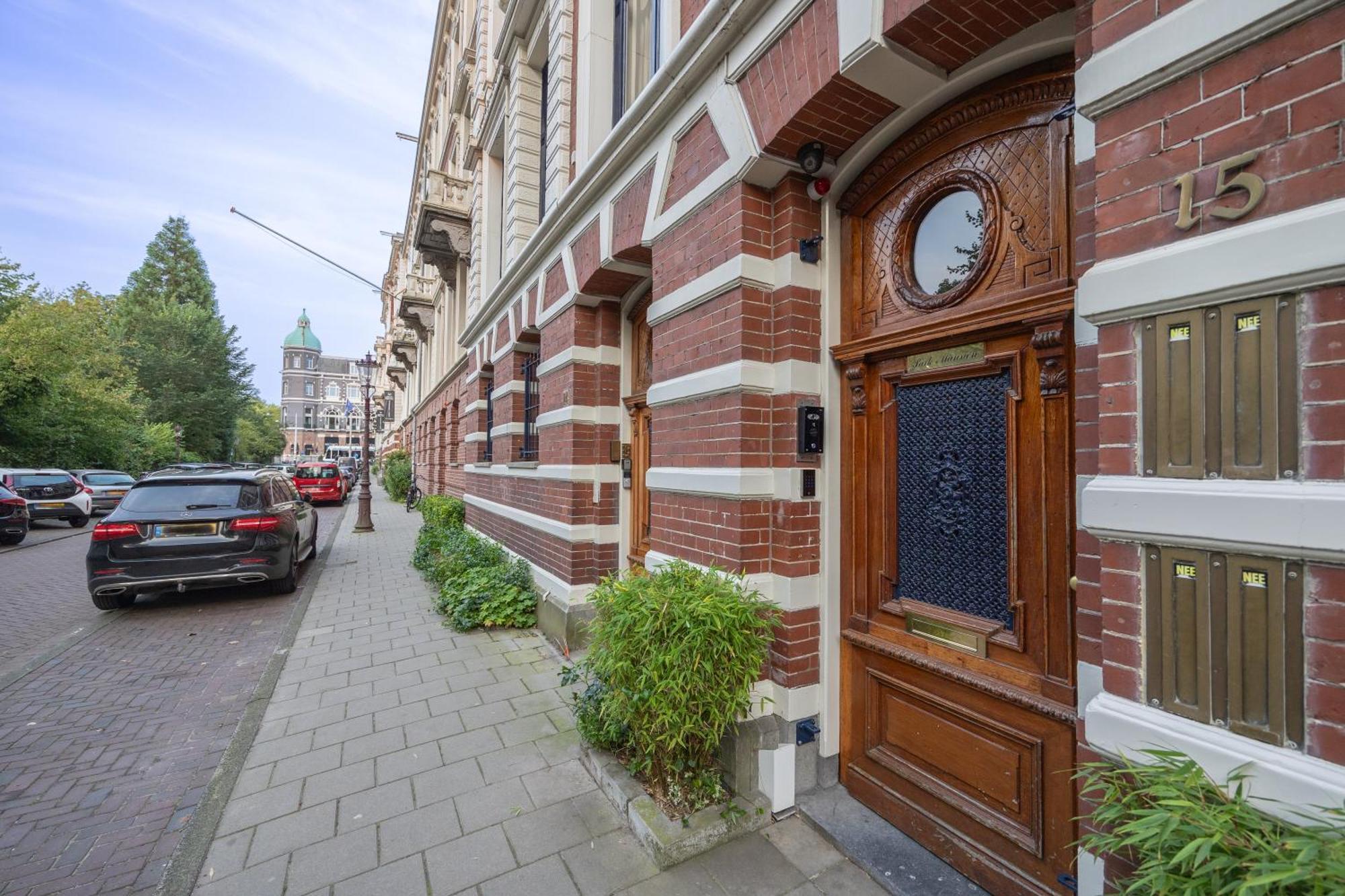 Hotel Park Mansion 3*