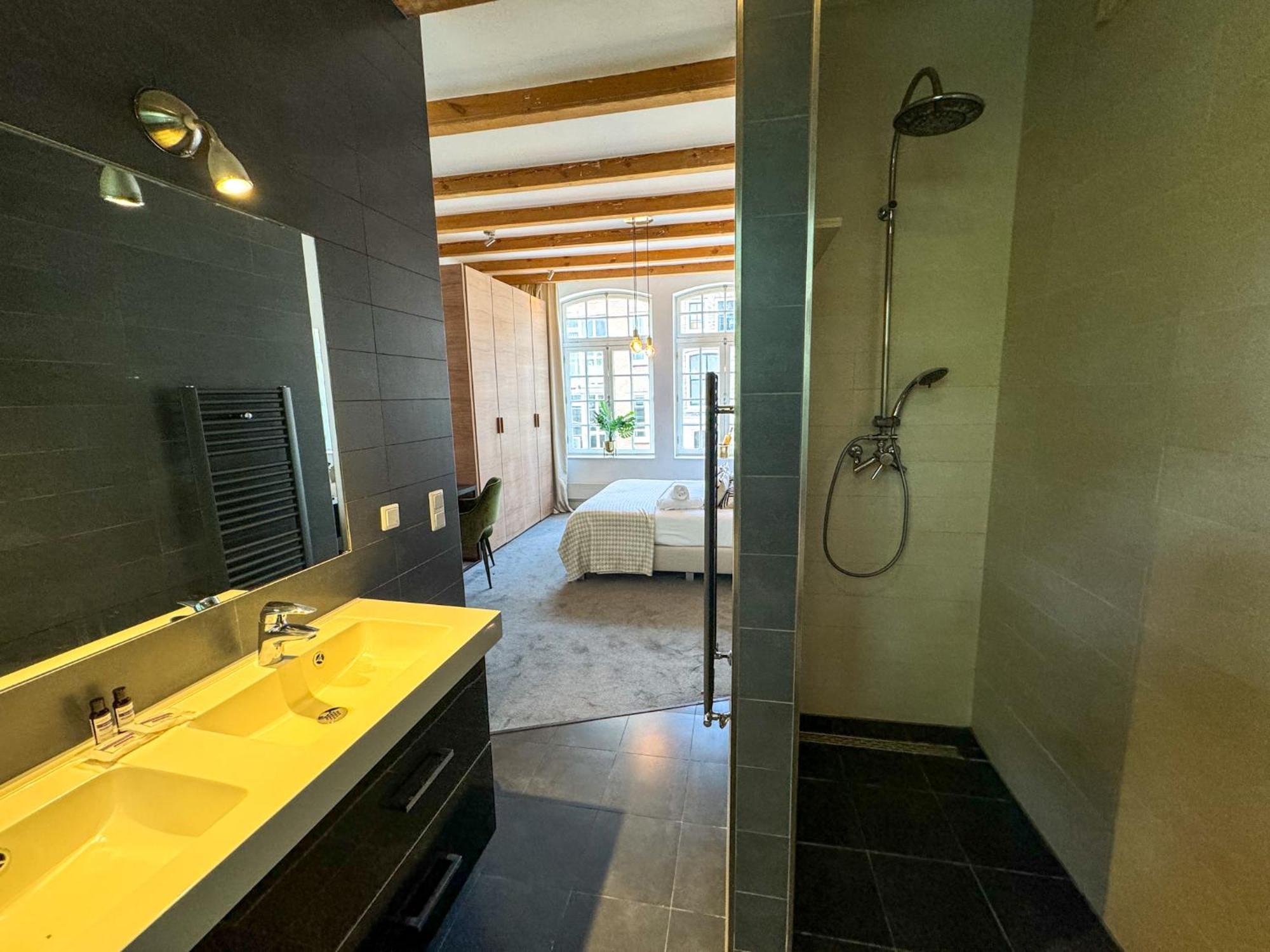 Yourbnb Kerkstraat Couette-café *