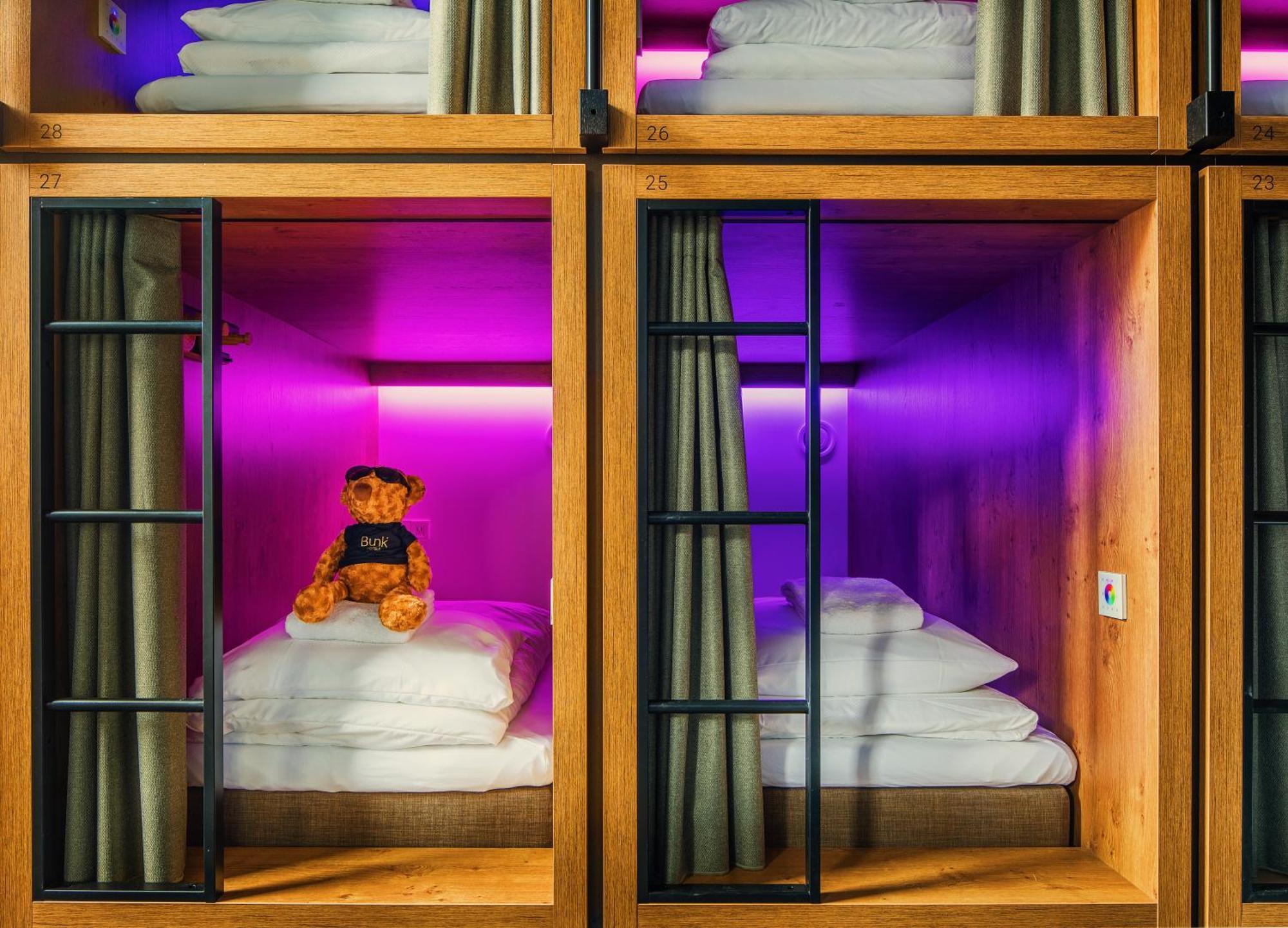 Bunk Hostel *