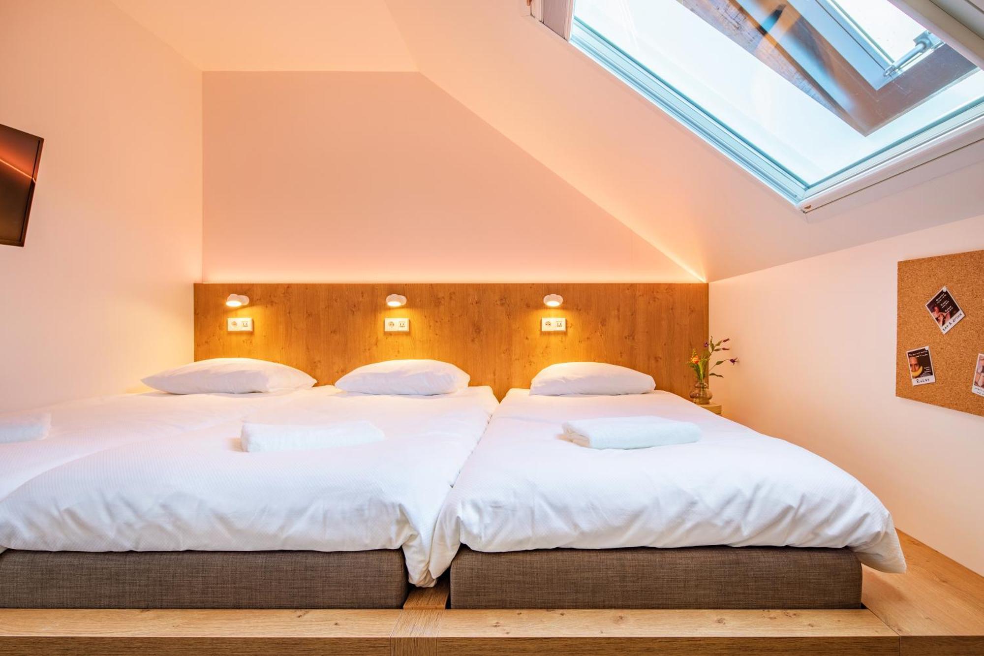 Bunk * Amsterdam