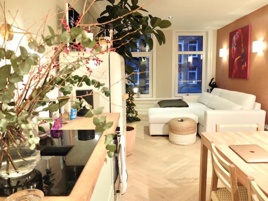 Cozy & Modern Studio In De Pijp Appartement