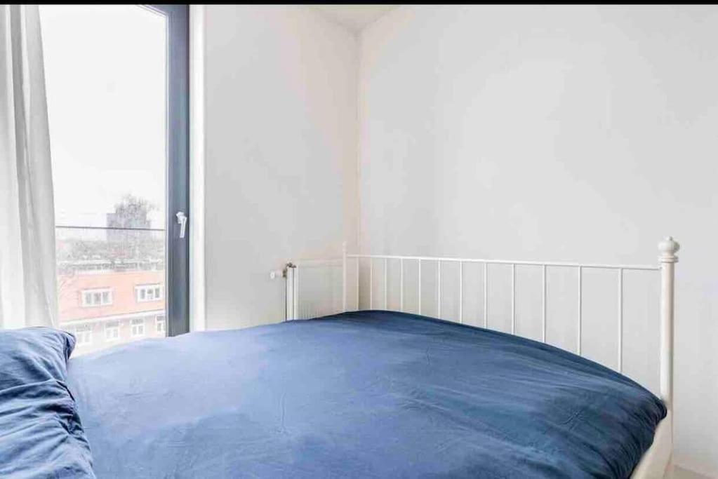 Appartement Large And Spacious 4-Bedroom Apartment With Roofterras *