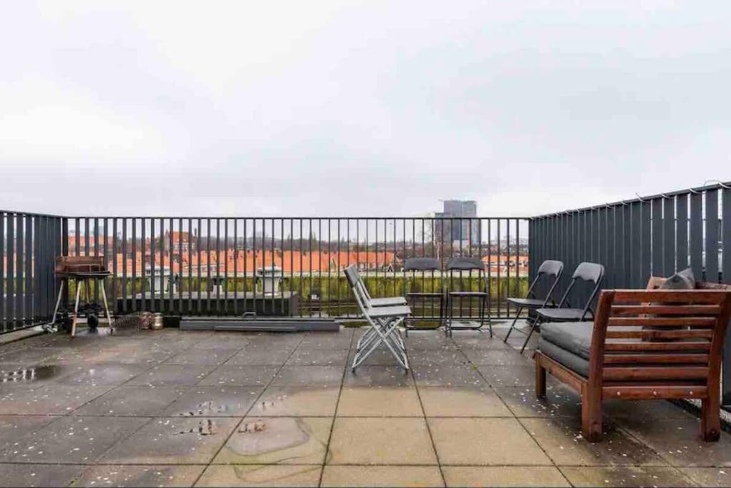 Large And Spacious 4-Bedroom Apartment With Roofterras Appartement *