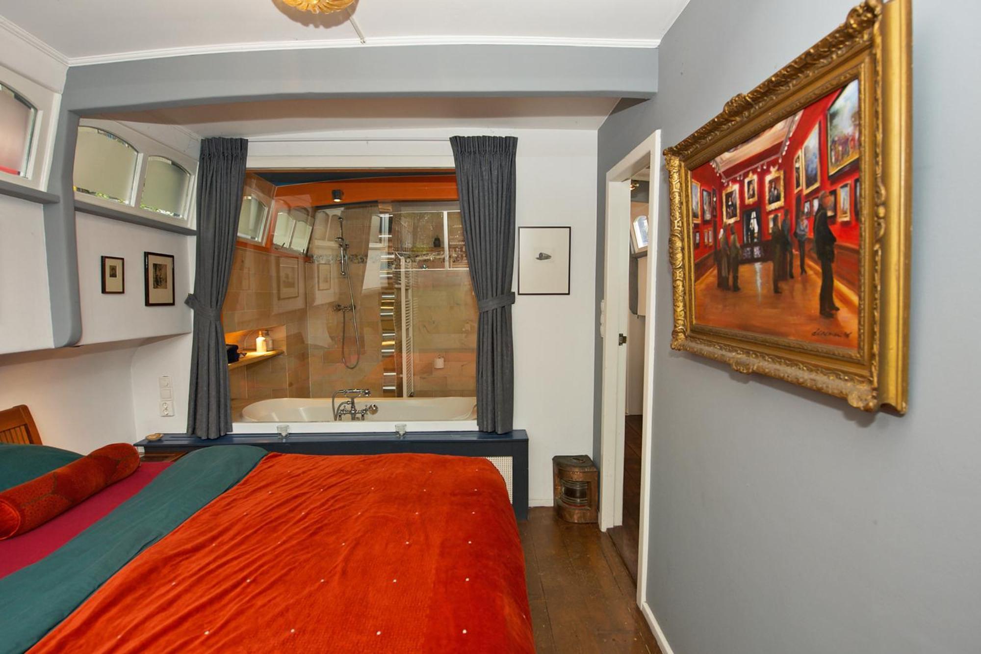 Bed and breakfast Center - Houseboat By Captain Ricard