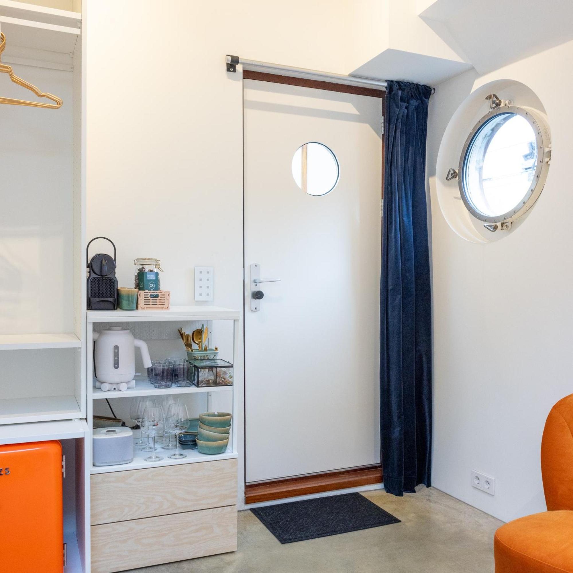 Boat - A Unique Houseboat In Maison d'hôtes
