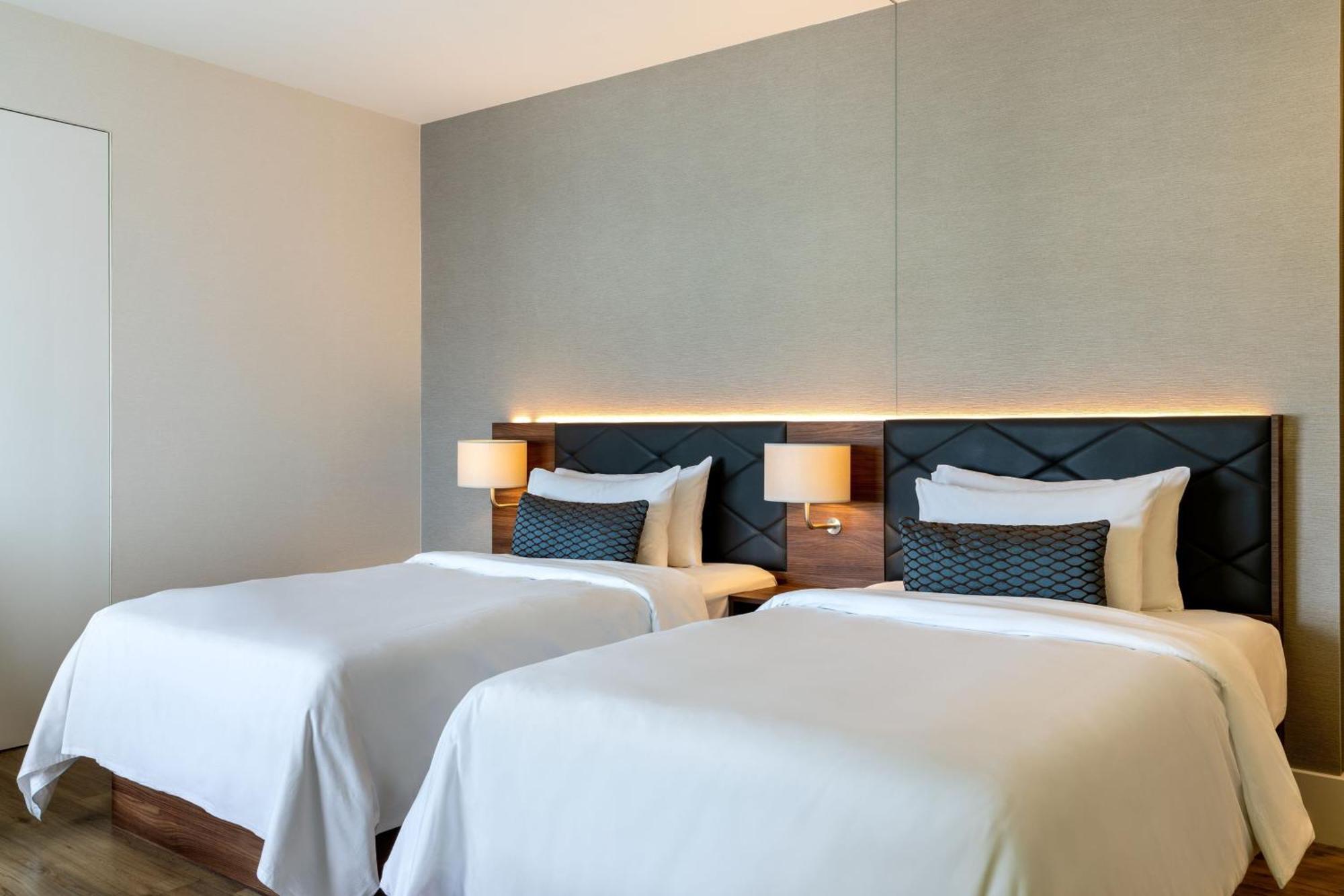 Hotel Element 4*