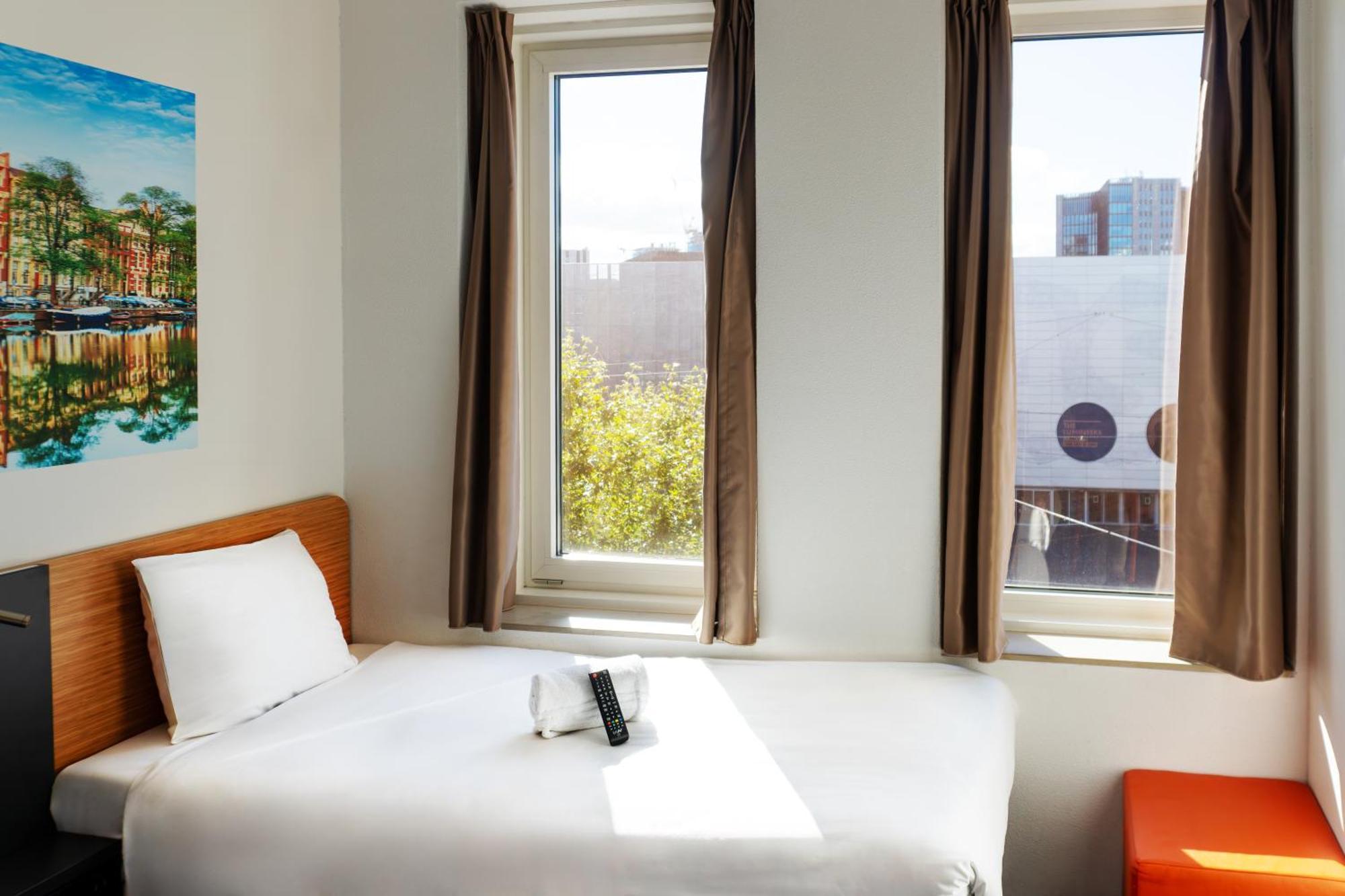 Easyhotel Arena Boulevard Amsterdam