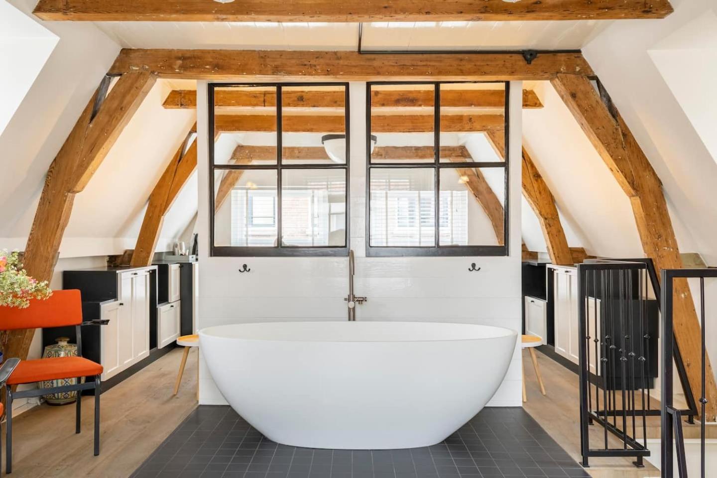 Bed and breakfast Design *
