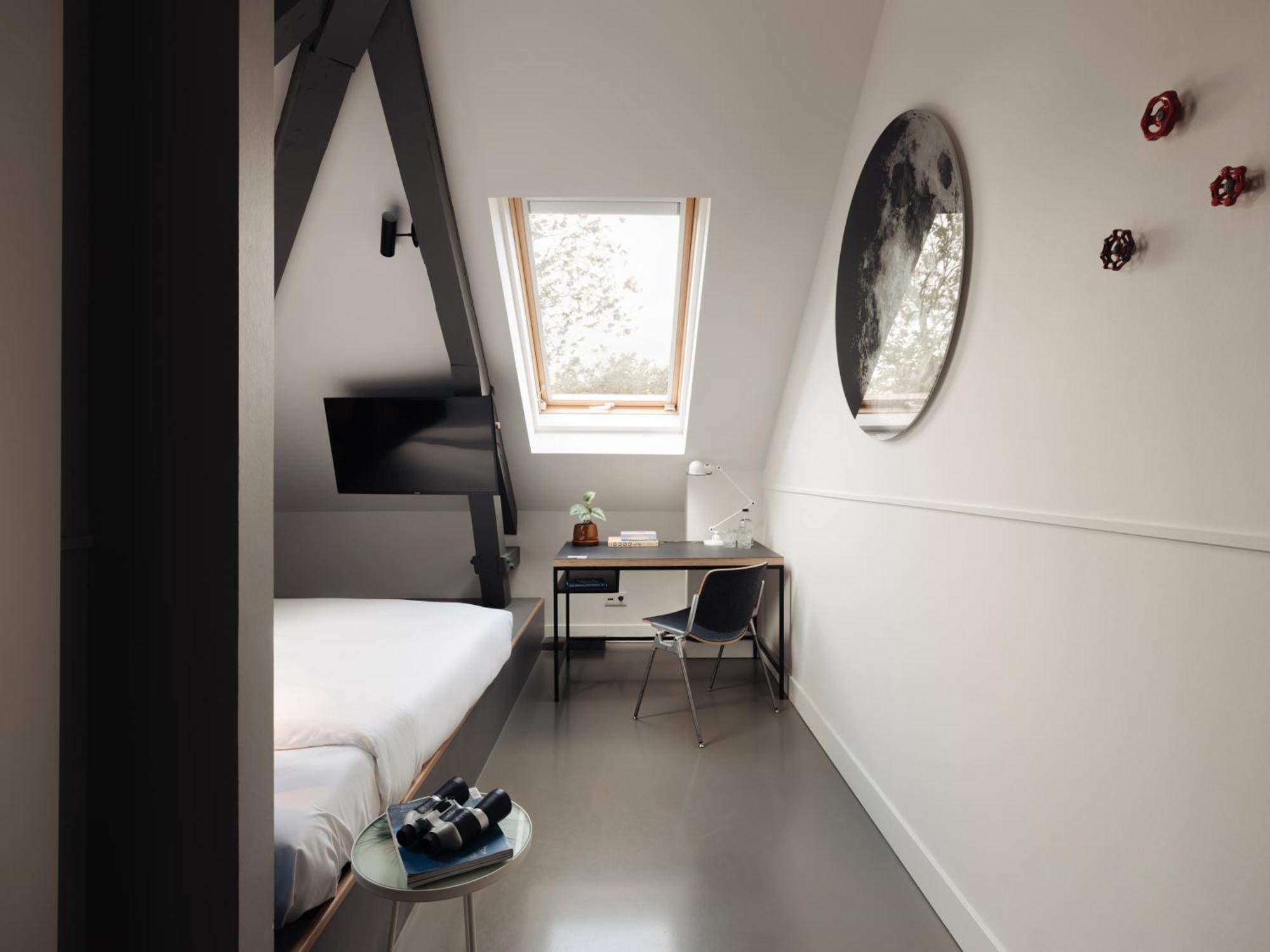 Conscious Westerpark 4*