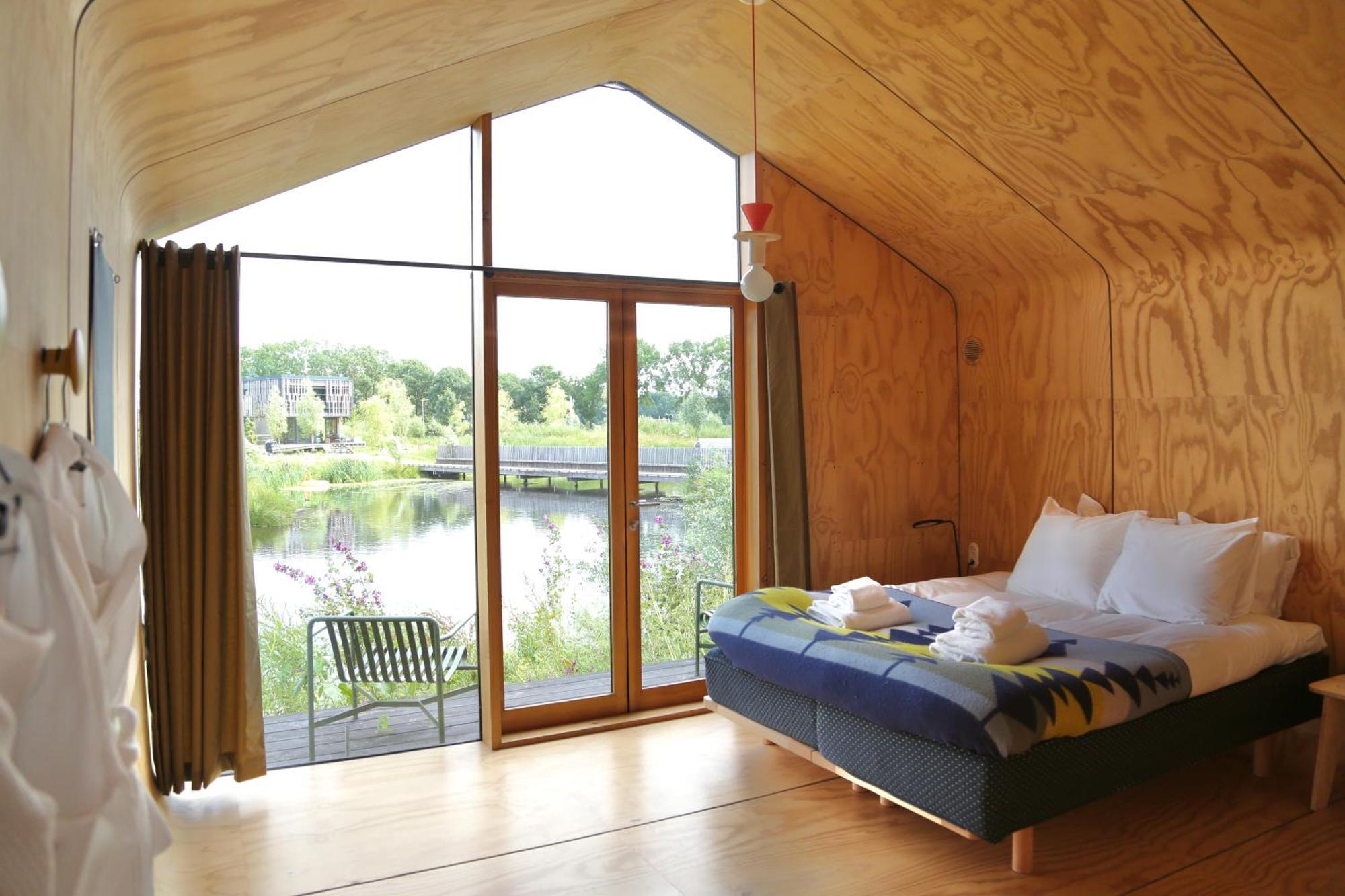 Basecamp Hotel
